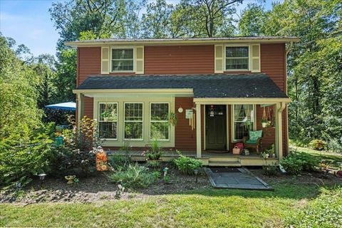 Homes For Sale - 7 Laurel Ave<br/> Sussex County, BRANCHVILLE, NJ 07826