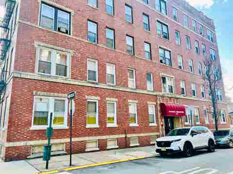 Condo For Rent - 7812 Hudson Ave<br/> North Bergen, NJ 07093
