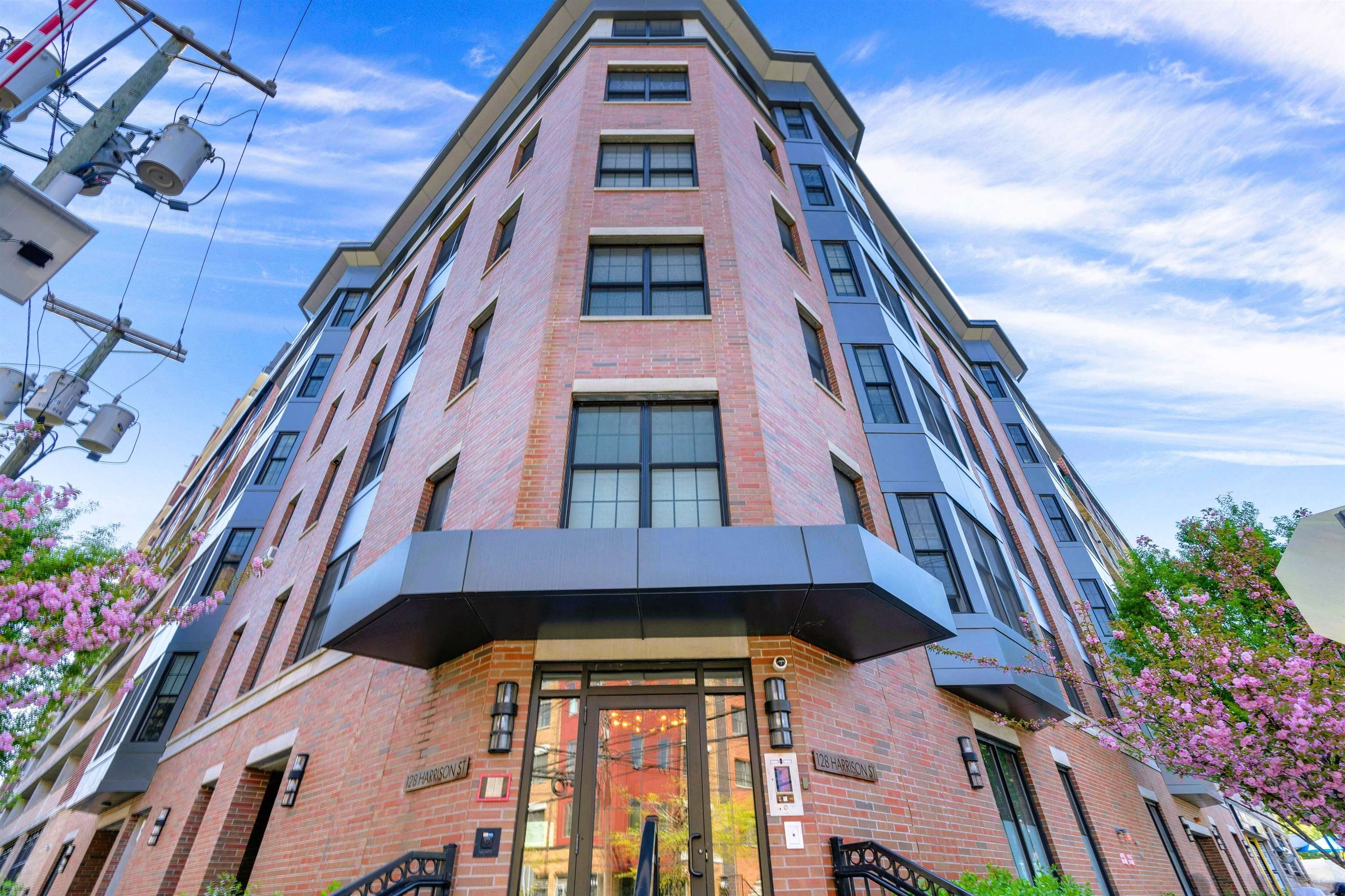 128 Harrison St #404R, Hoboken, New Jersey image 1