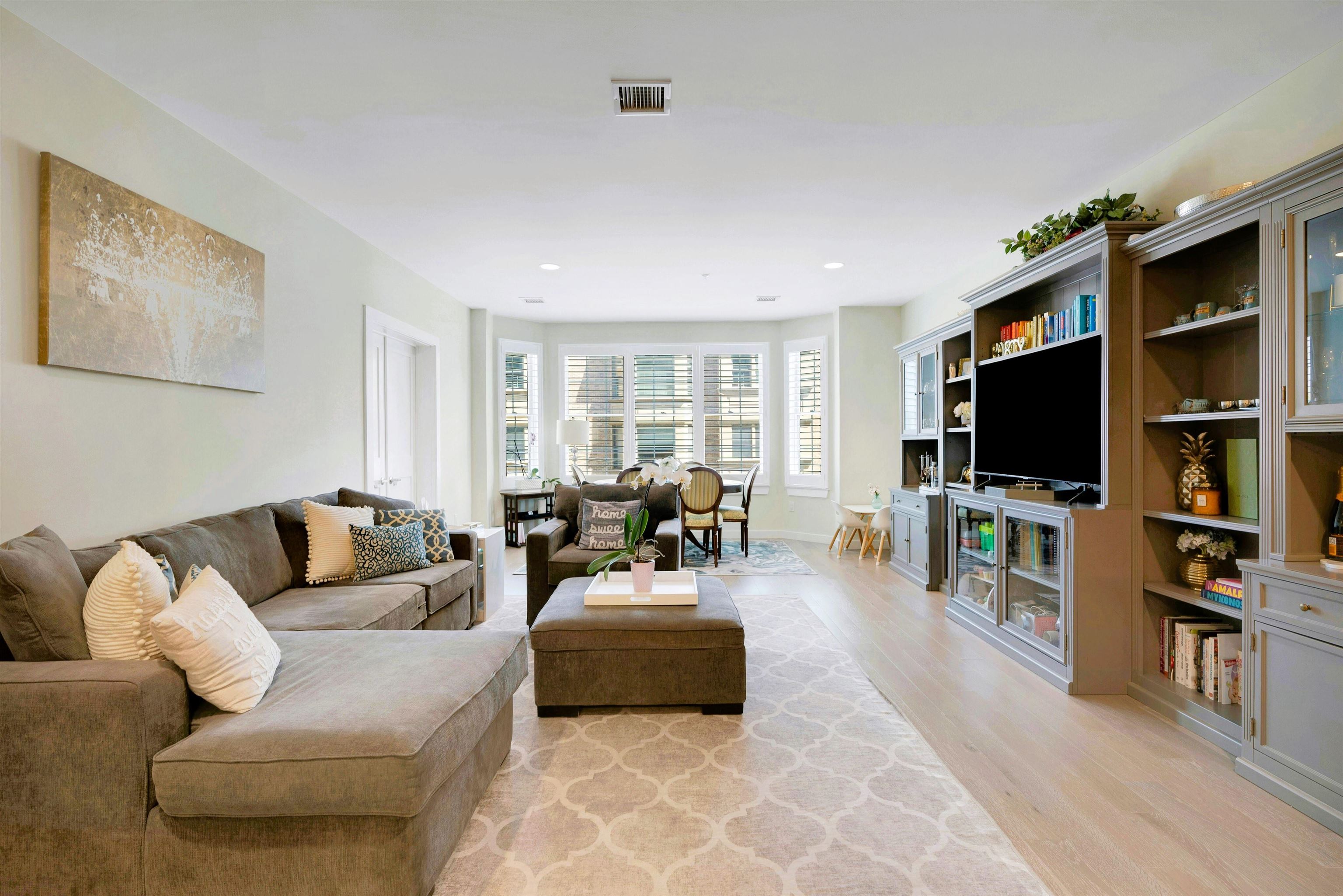 128 Harrison St #404R, Hoboken, New Jersey image 4