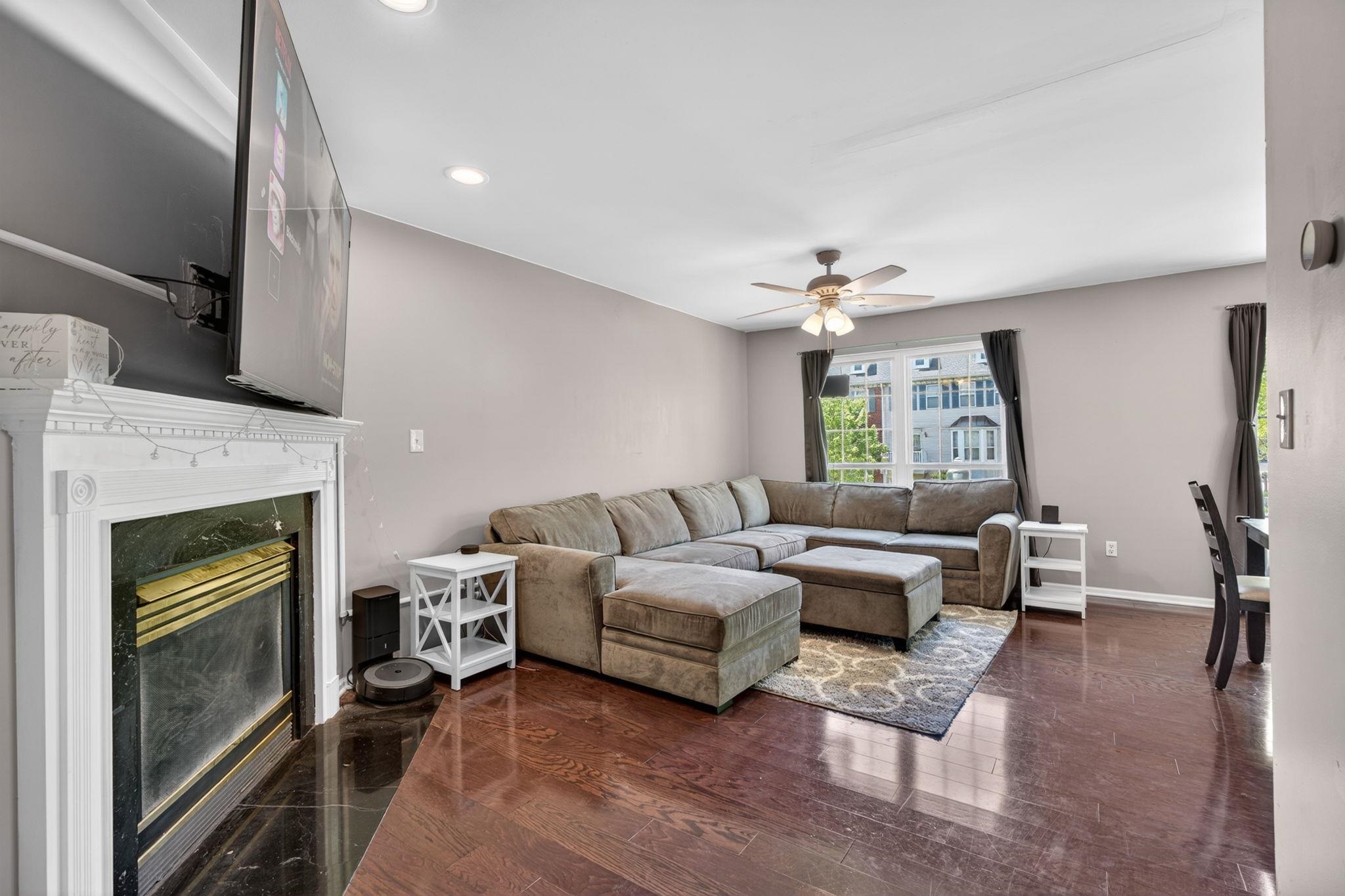 1 CYPRESS ST