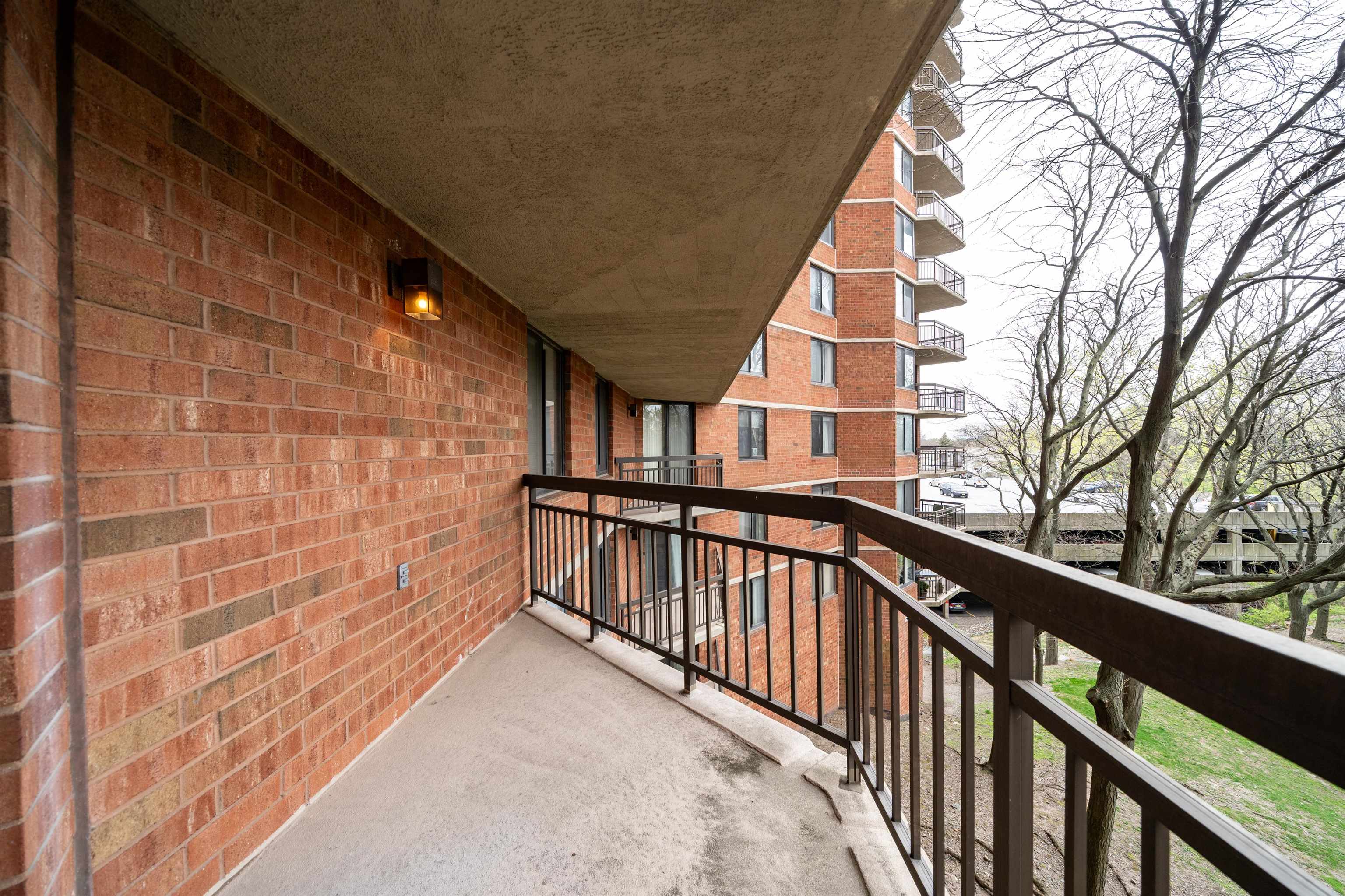 429 Harmon Cove Tower, Secaucus, New Jersey image 18