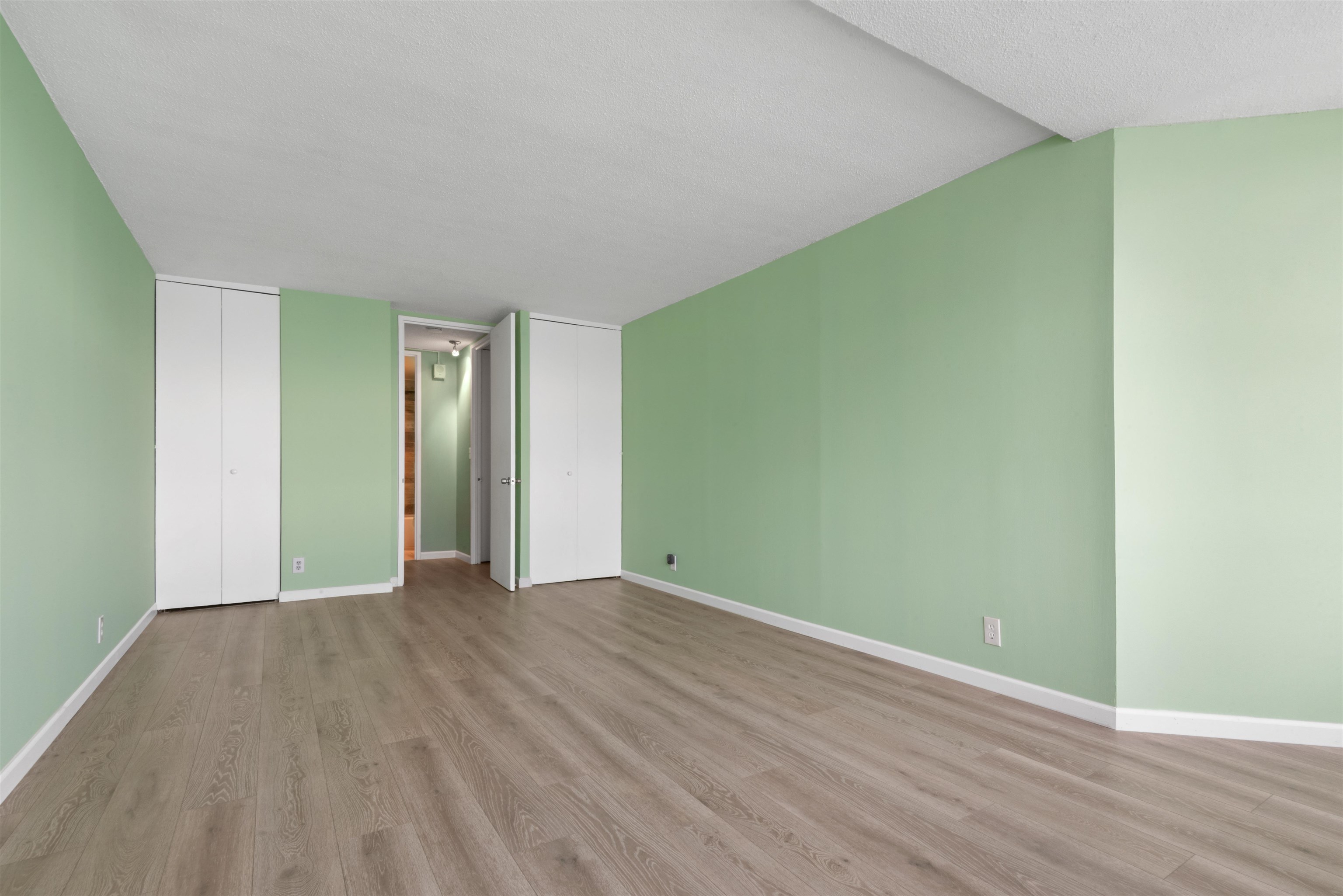7004 Blvd East #28C, Guttenberg, New Jersey image 39