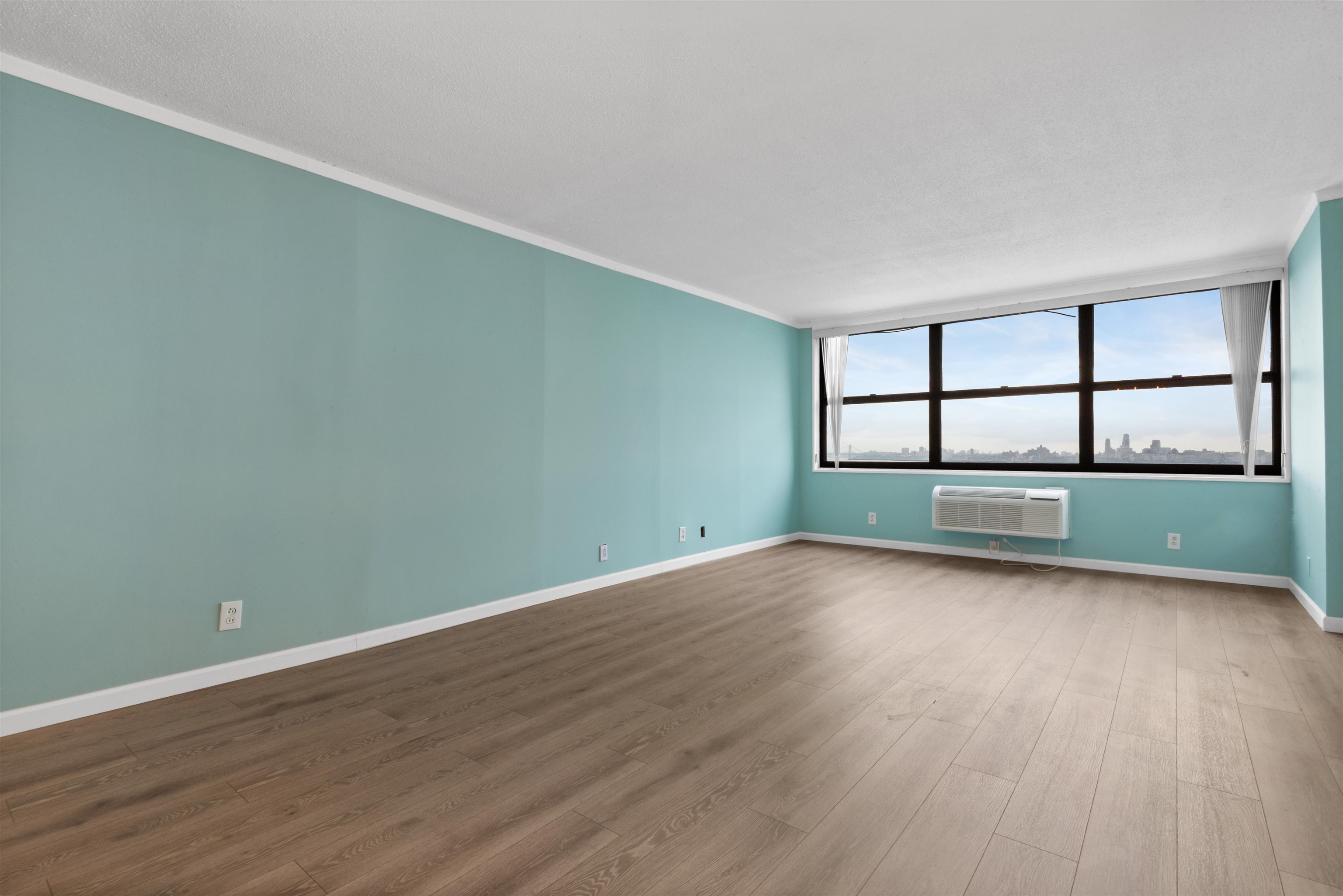 7004 Blvd East #28C, Guttenberg, New Jersey image 29