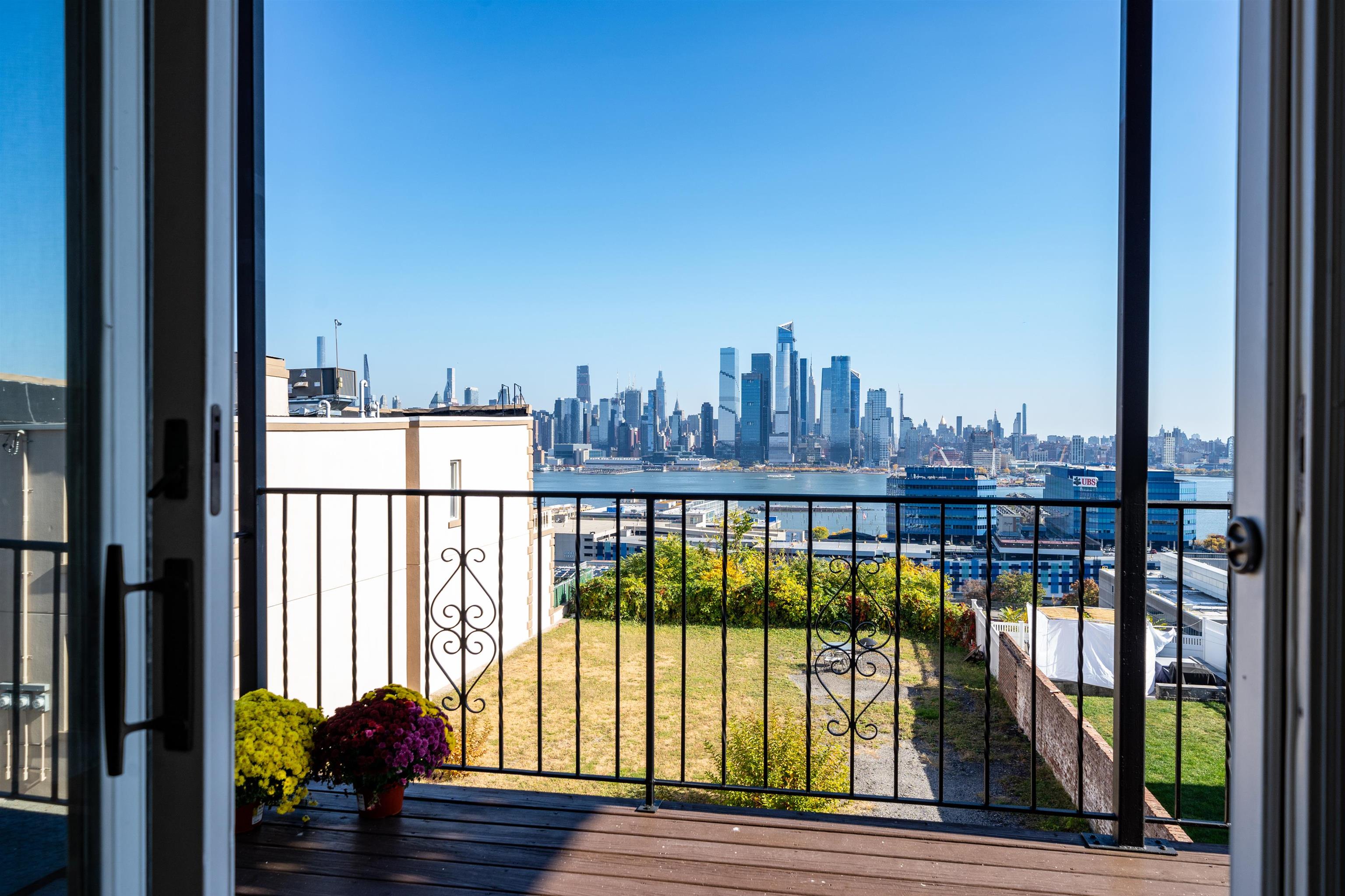 414 Gregory Ave #2, Weehawken, New Jersey image 11