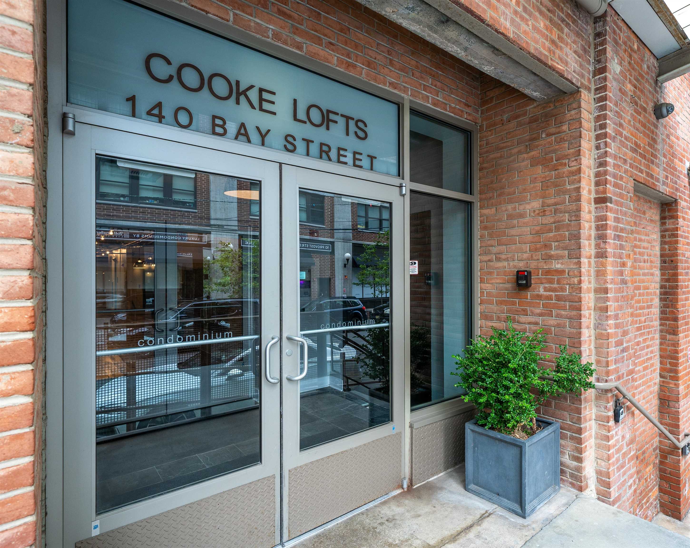 140 Bay St #6E, Jersey City, New Jersey image 24