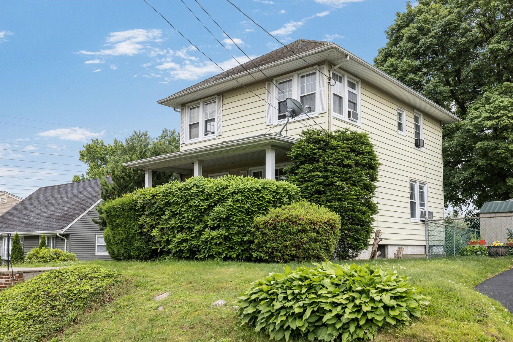 47 Darling Ave, Bloomfield, New Jersey image 2