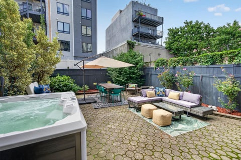 Condo For Sale - 416 Monroe St #1L<br/> Hoboken, NJ 07030
