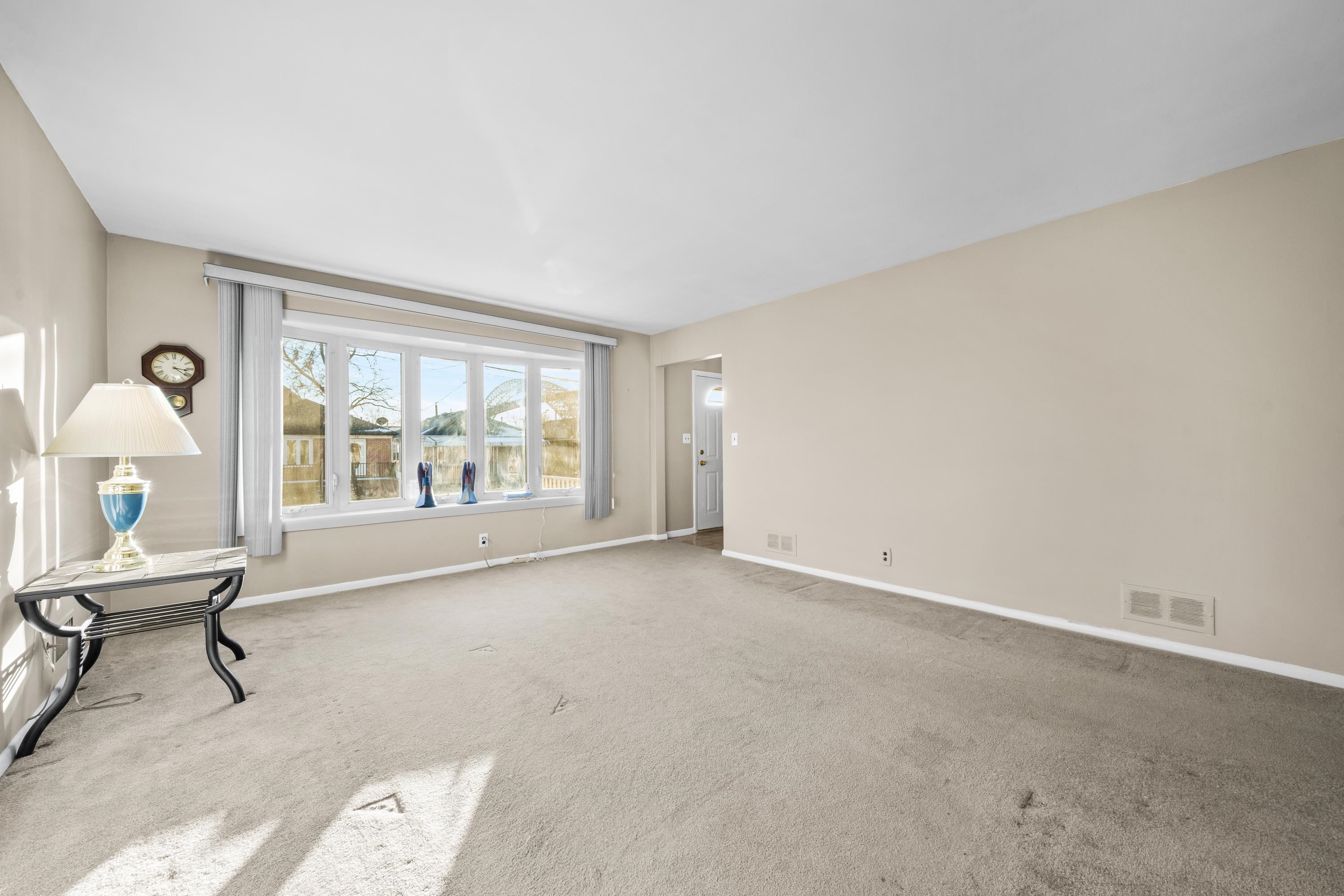 17 Pointview Terrace, Bayonne, New Jersey image 4