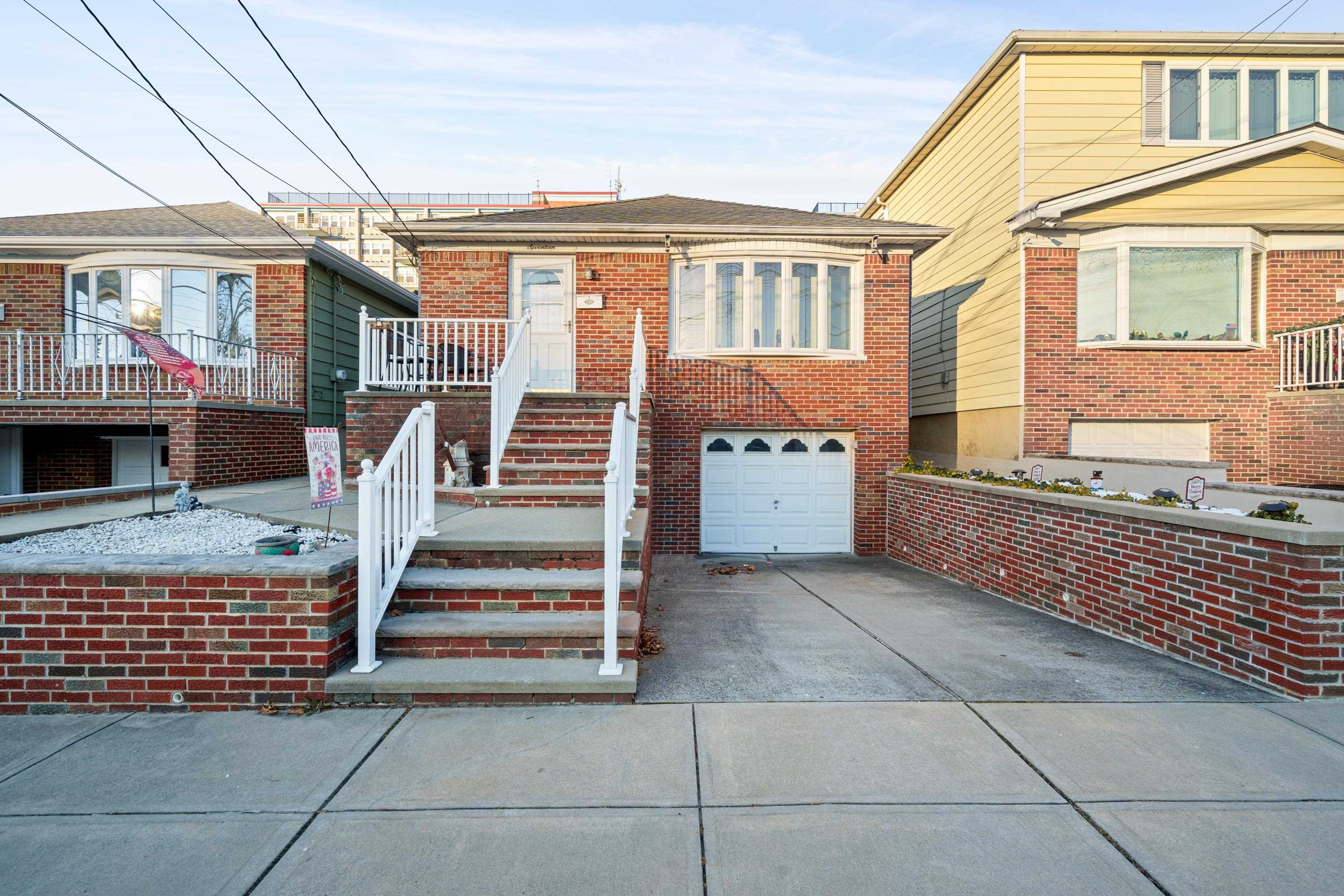 17 Pointview Terrace, Bayonne, New Jersey image 1