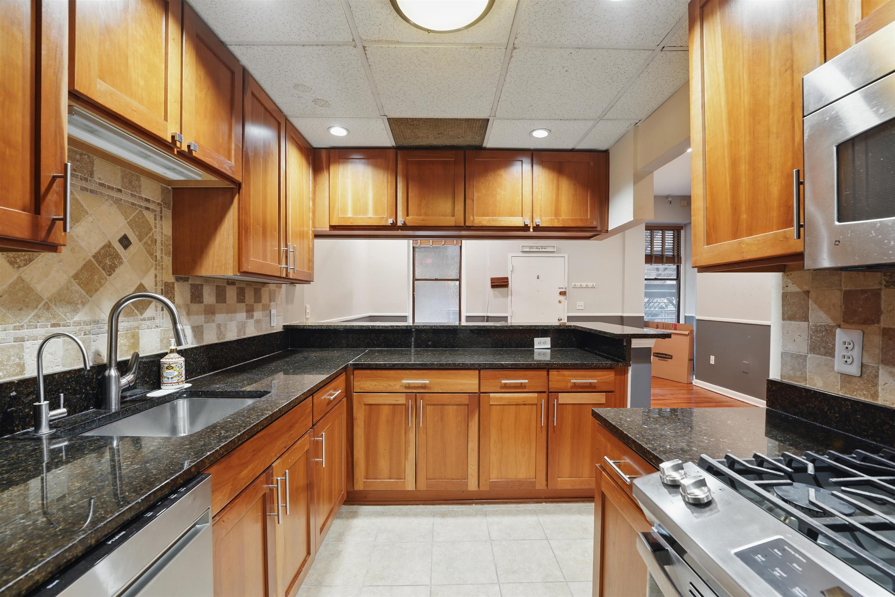187 Wayne St #208C, Jersey City, New Jersey image 7