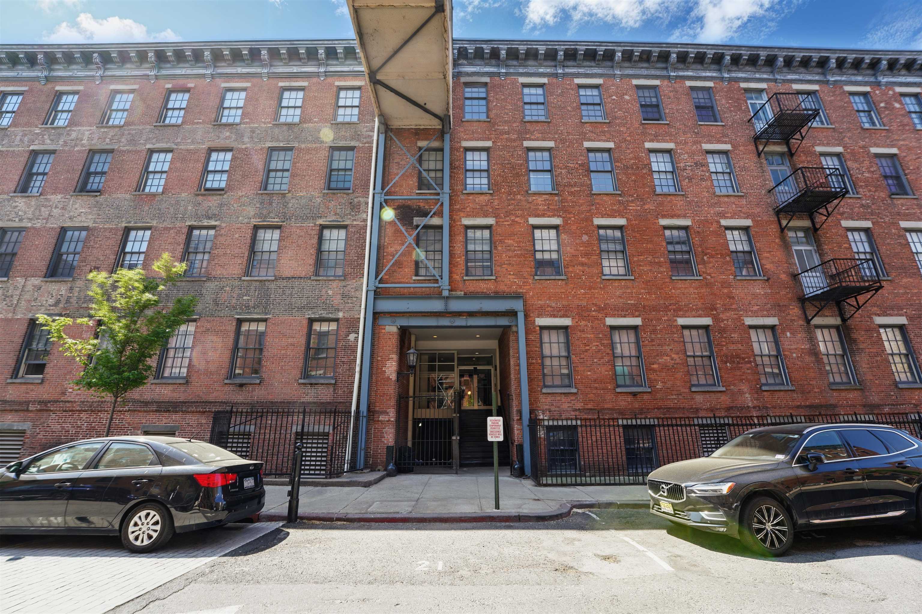 187 Wayne St #208C, Jersey City, New Jersey image 1
