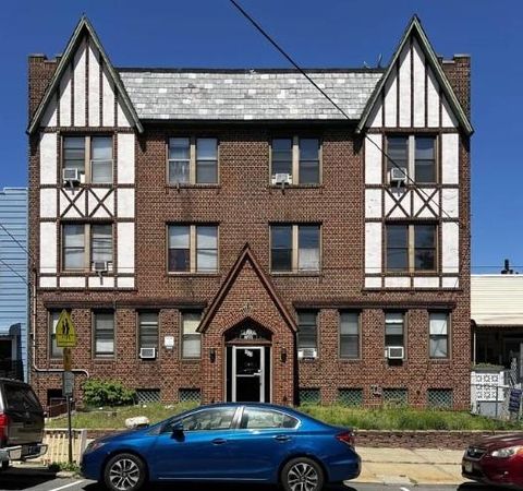 Condo For Sale - 901 Grand Ave<br/> North Bergen, NJ 07047