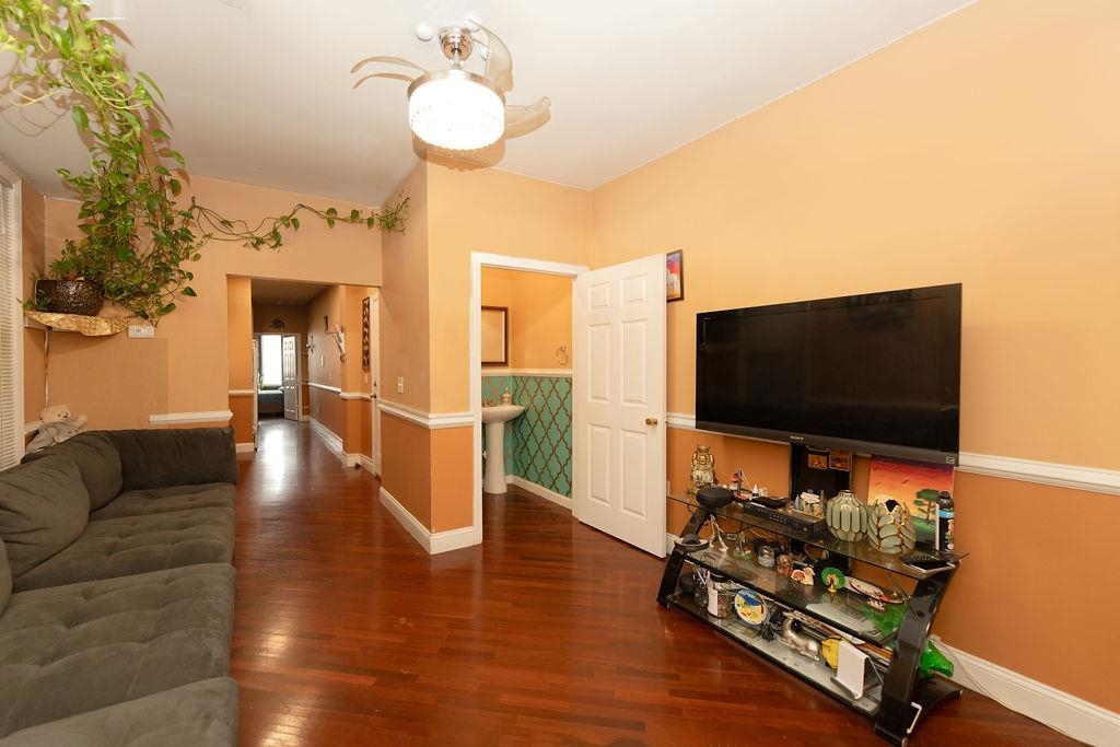 3481 John F Kennedy Blvd #1B, Jersey City, New Jersey image 4