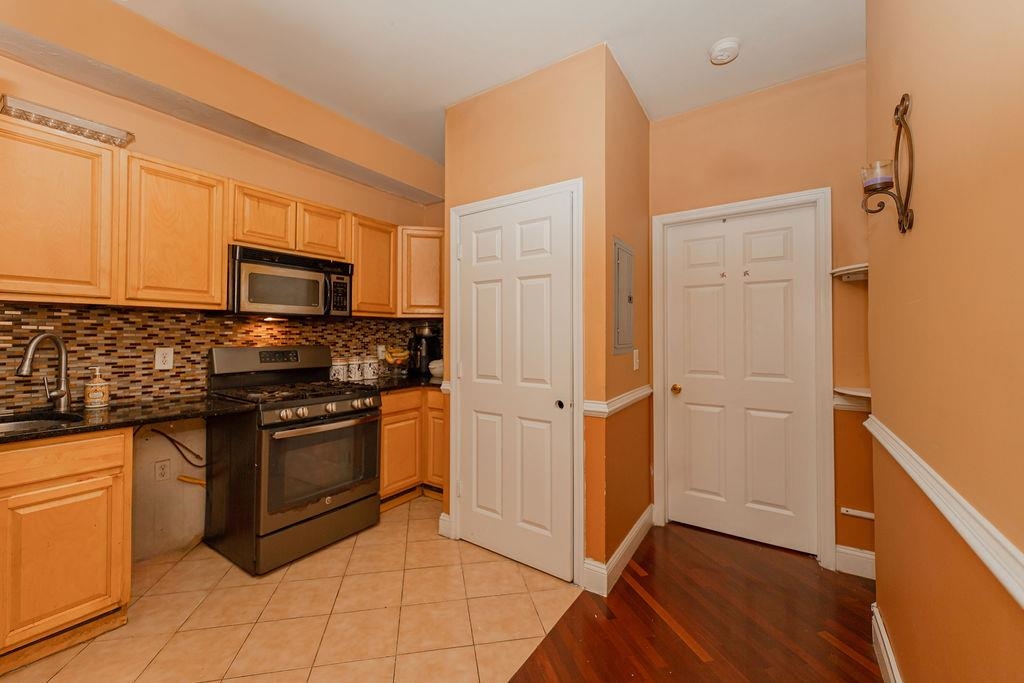 3481 John F Kennedy Blvd #1B, Jersey City, New Jersey image 2