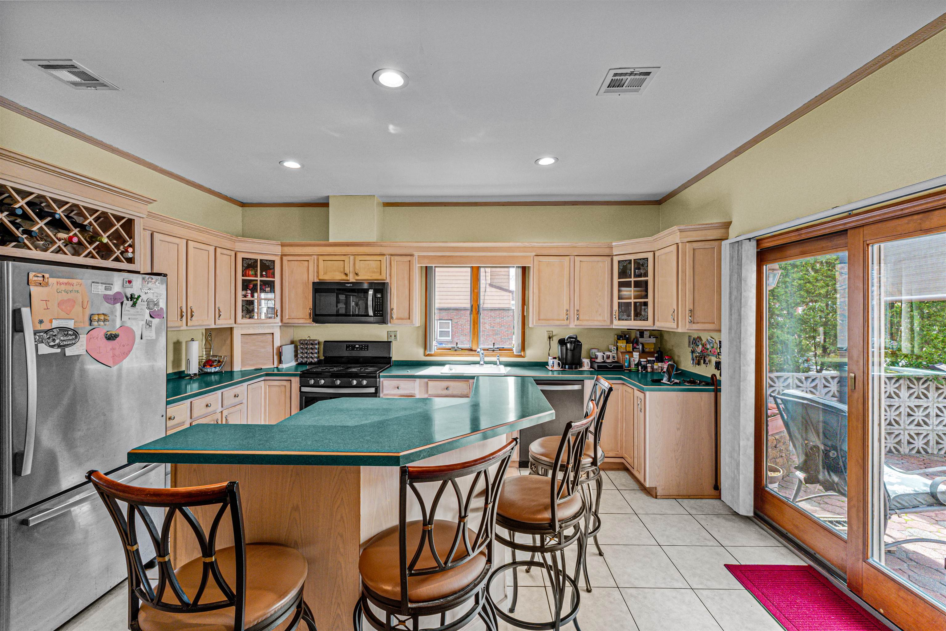 155 Avenue F, Bayonne, New Jersey image 34