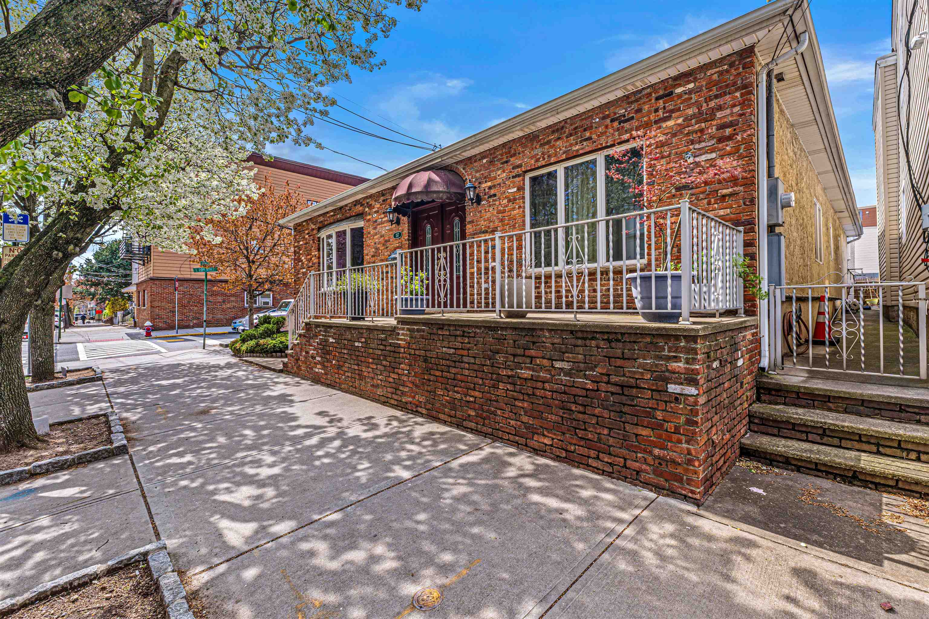 155 Avenue F, Bayonne, New Jersey image 4