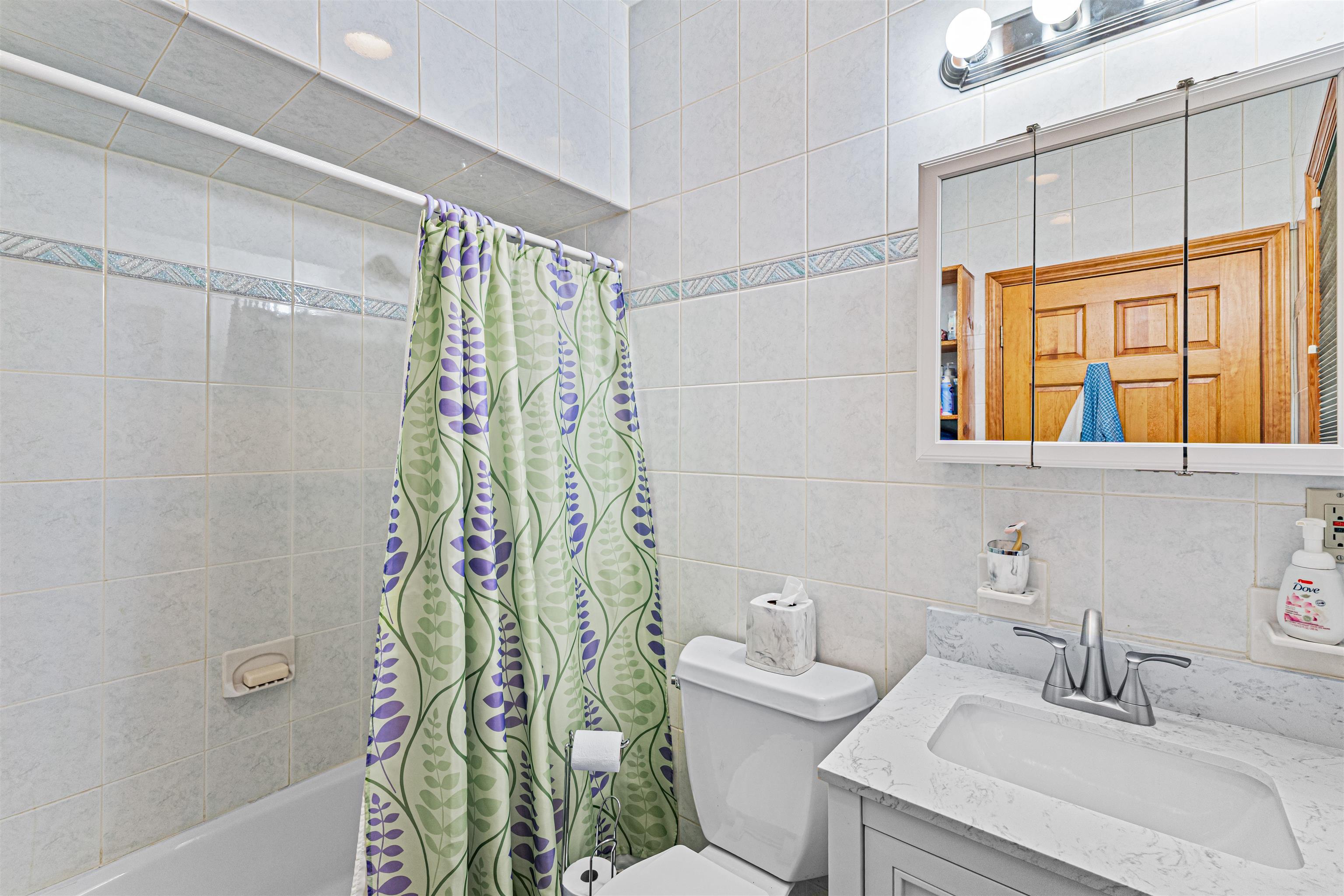 155 Avenue F, Bayonne, New Jersey image 27
