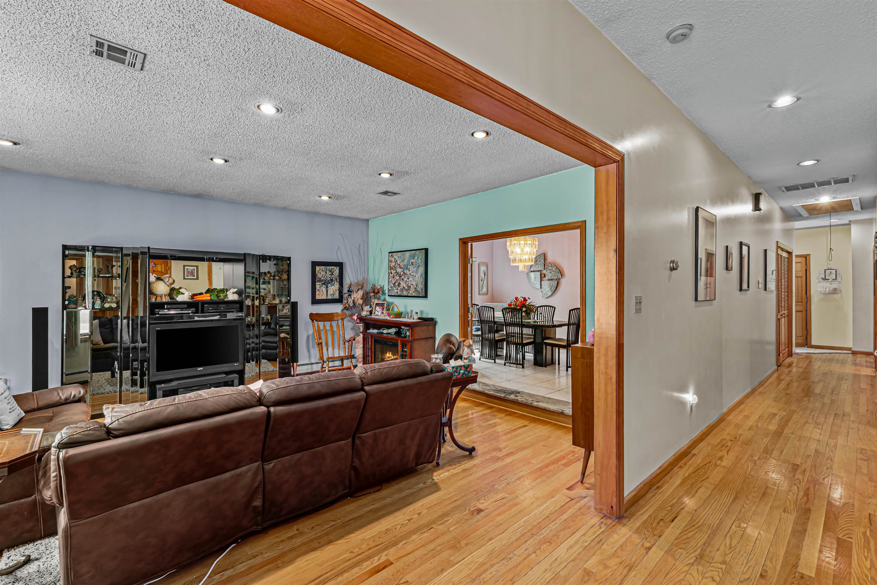 155 Avenue F, Bayonne, New Jersey image 22