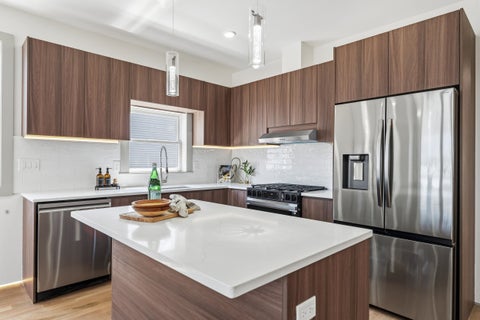 Condo For Sale - 161 Woodlawn Ave #3<br/> Jersey City, NJ 07305