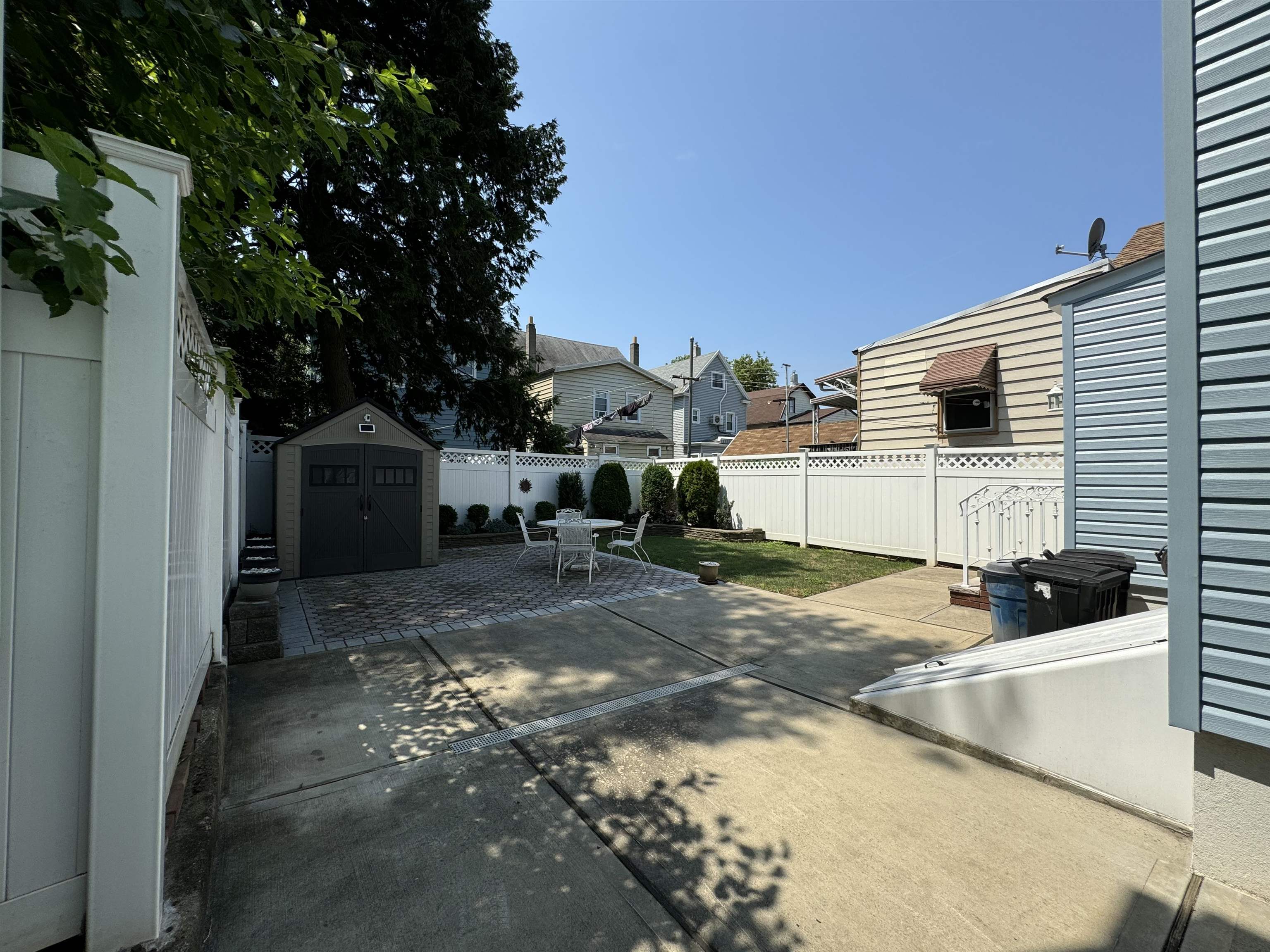 20 East 39th St, Bayonne, New Jersey image 30