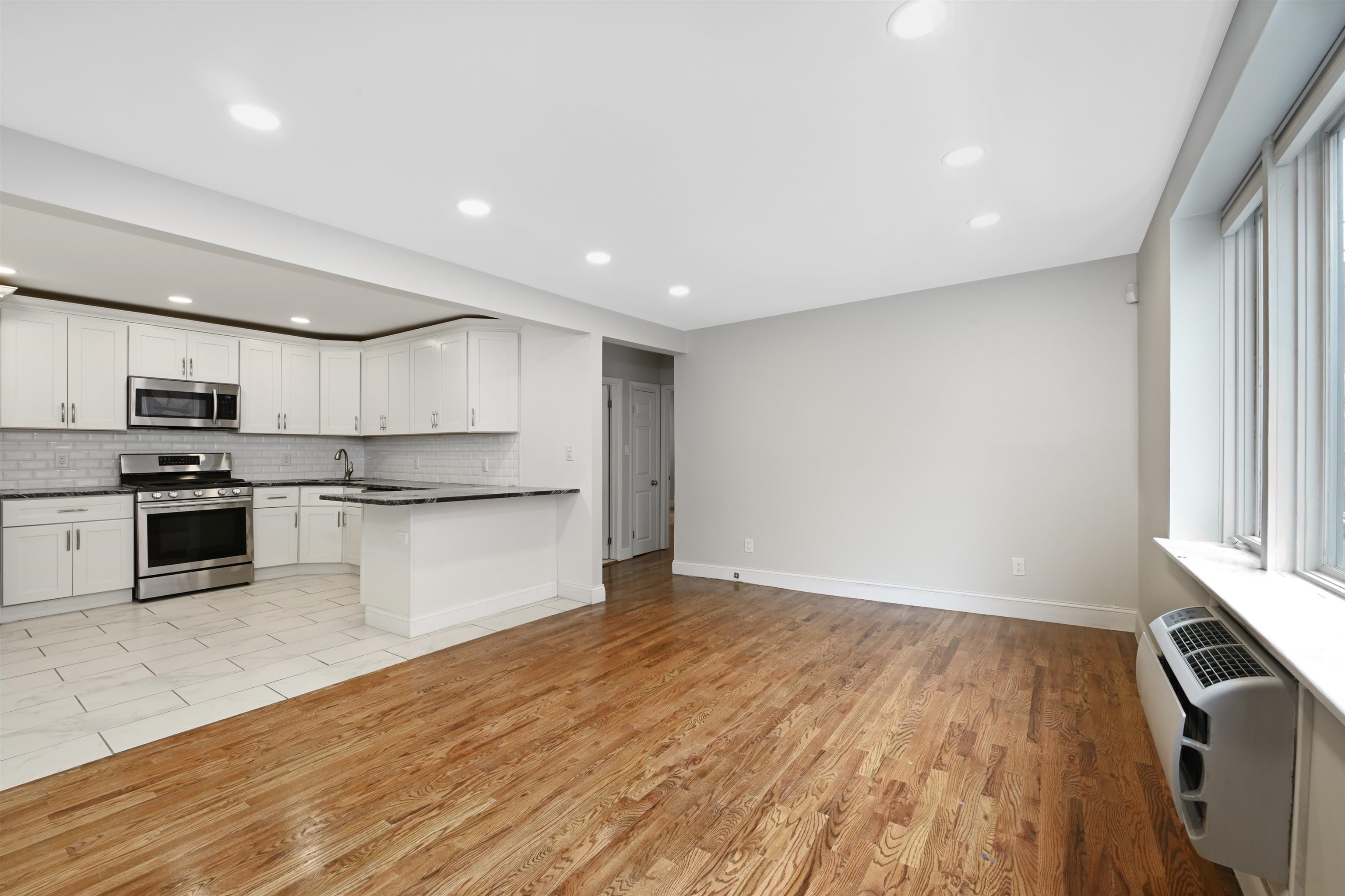 301 1st St #1, Hoboken, New Jersey image 5