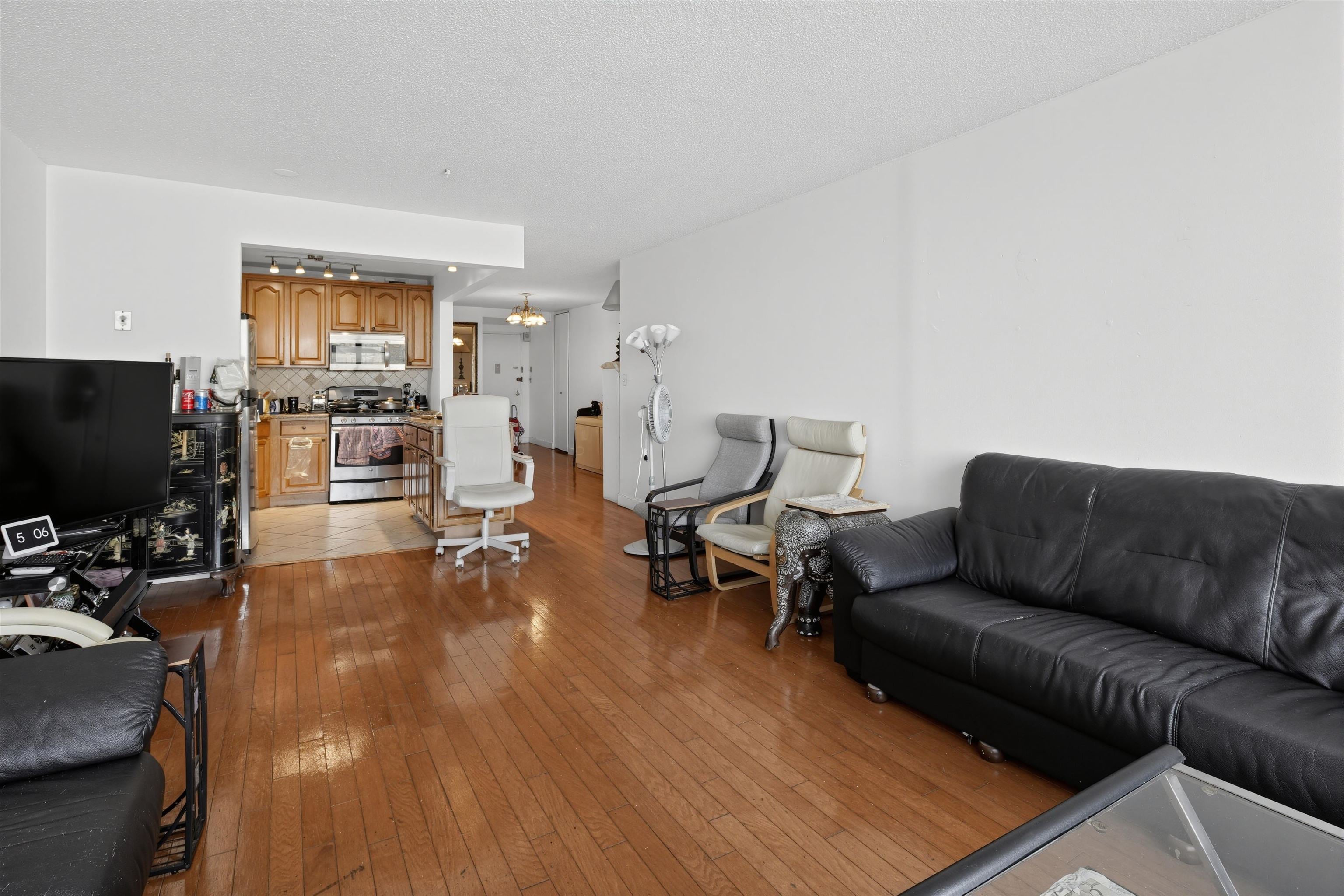 7000 BLVD EAST 40H