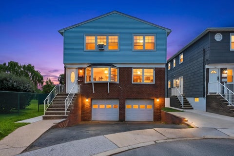 Multifamily For Sale - 38 New St<br/> Bayonne, NJ 07002