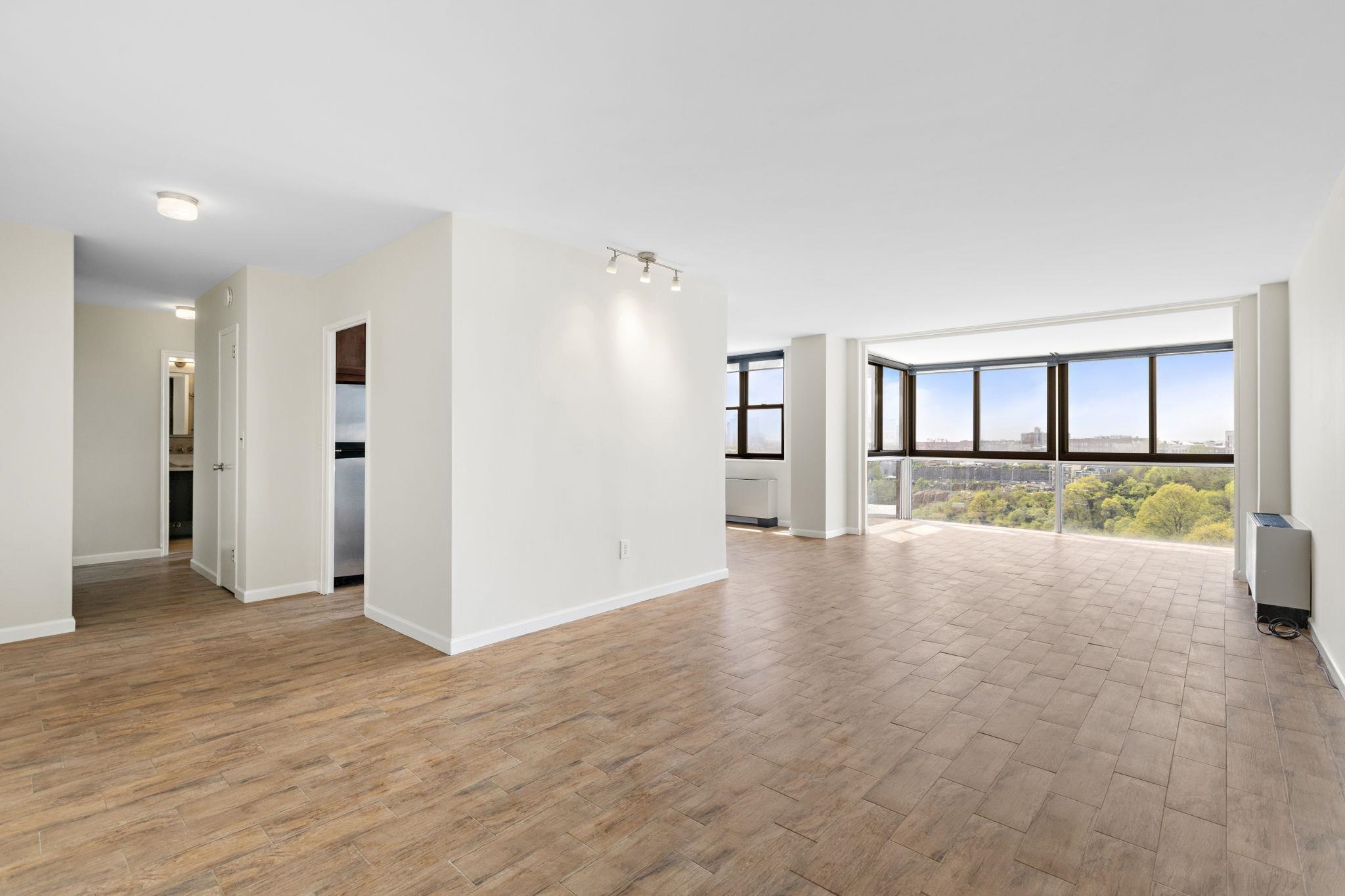 380 Mountain Rd #914, Union City, New Jersey image 1