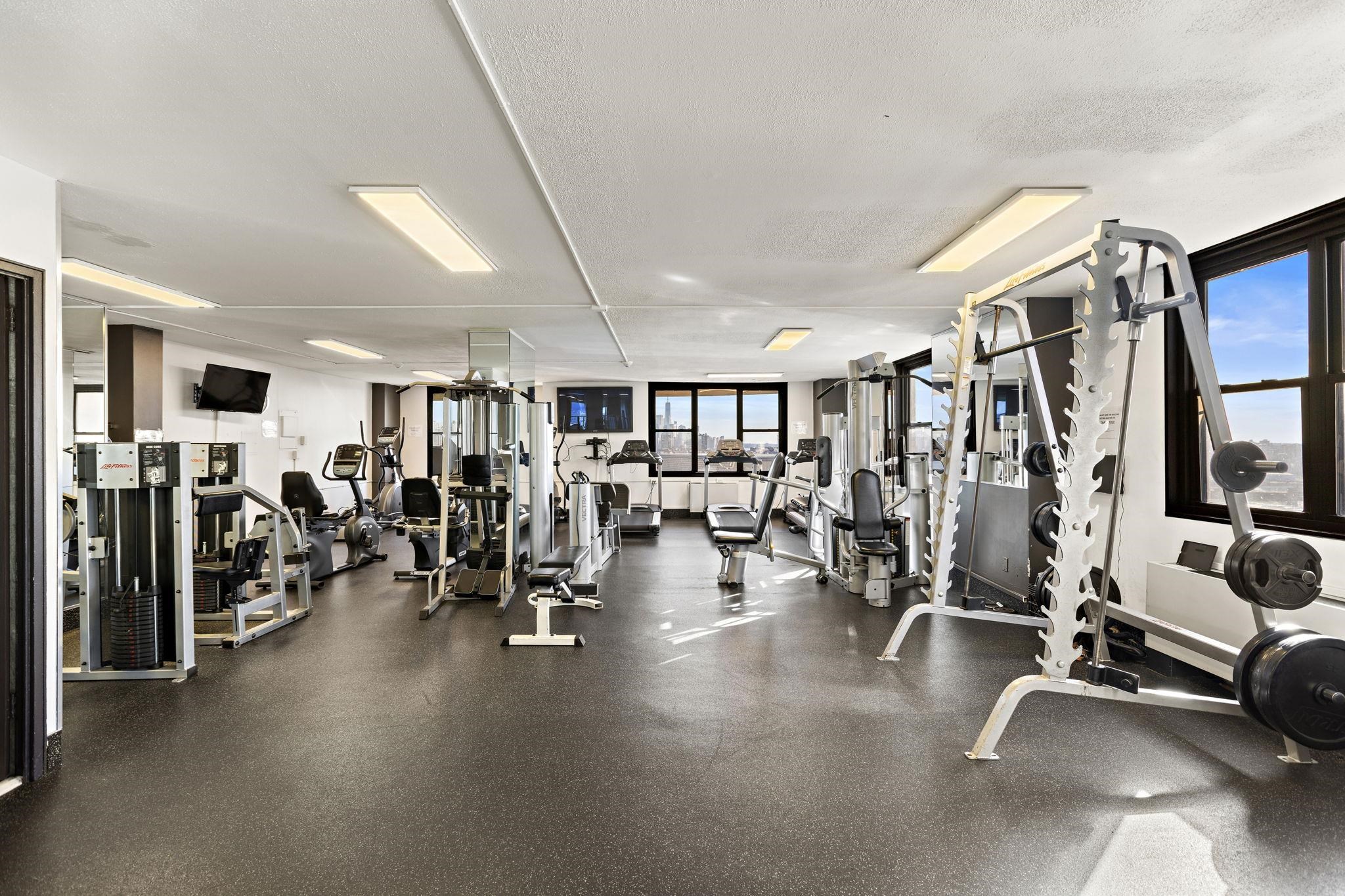 380 Mountain Rd #914, Union City, New Jersey image 19