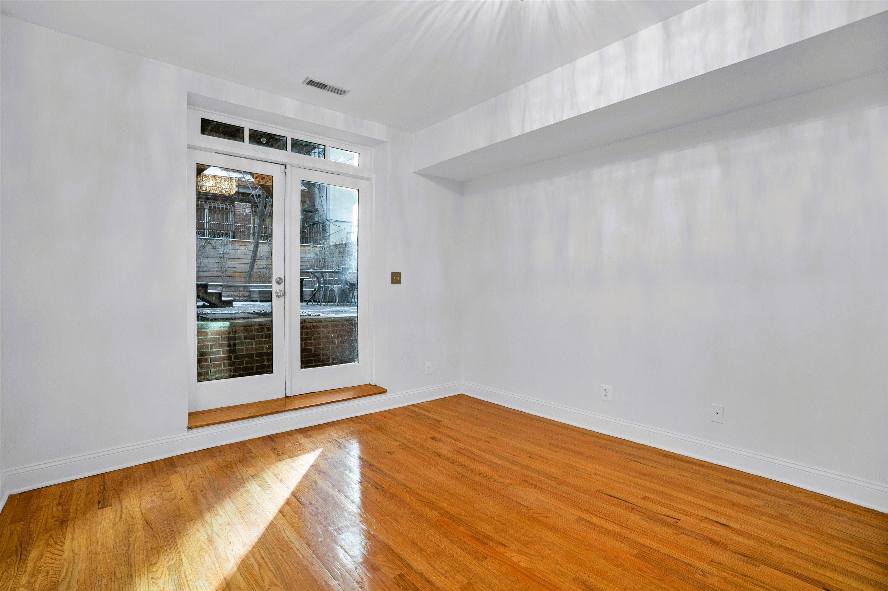 104 York St #2, Jersey City, New Jersey image 22