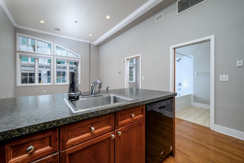 Condo For Rent - 61 Grand St #1L<br/> Jersey City, NJ 07302
