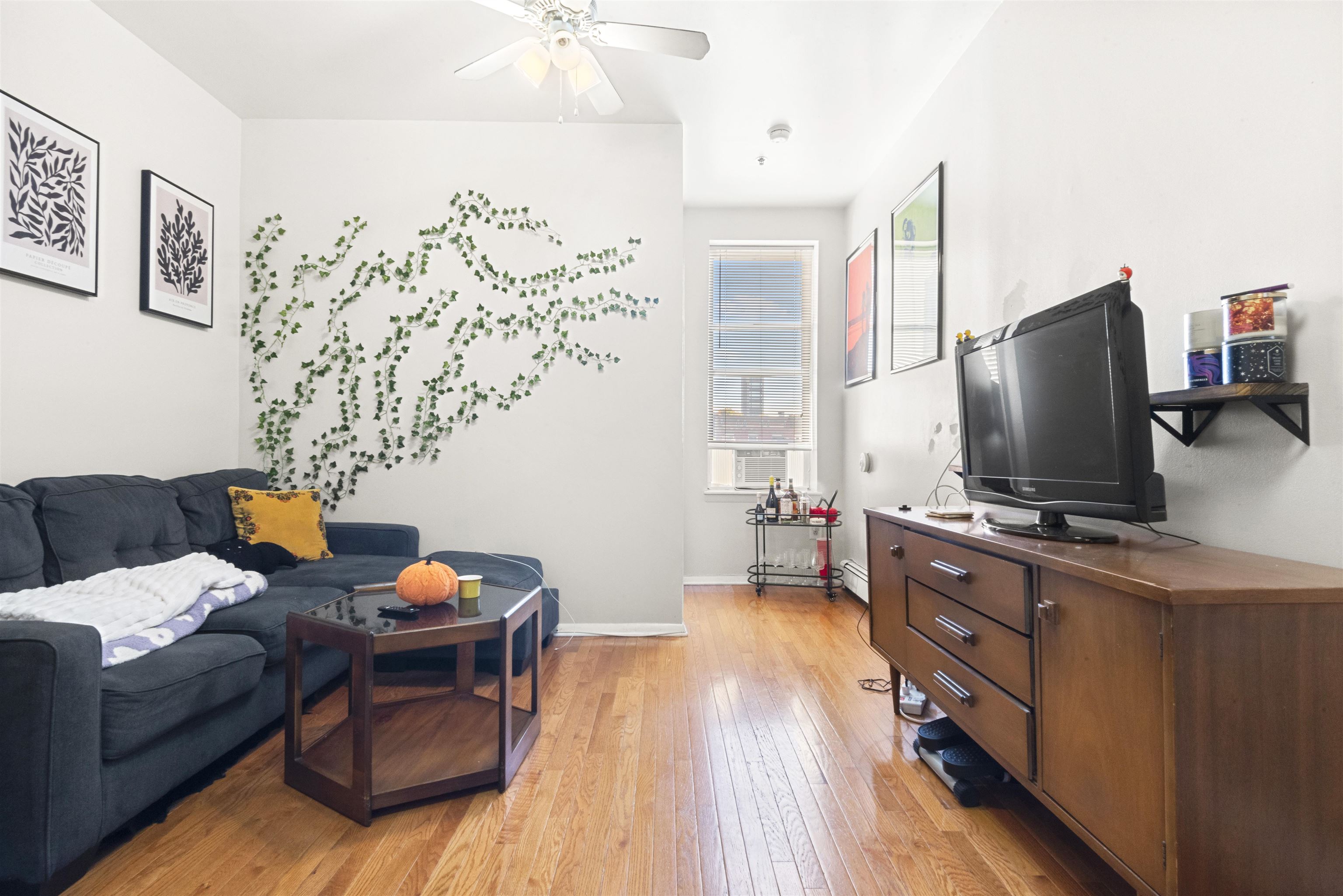 813 Park Ave #8/4R, Hoboken, New Jersey image 3