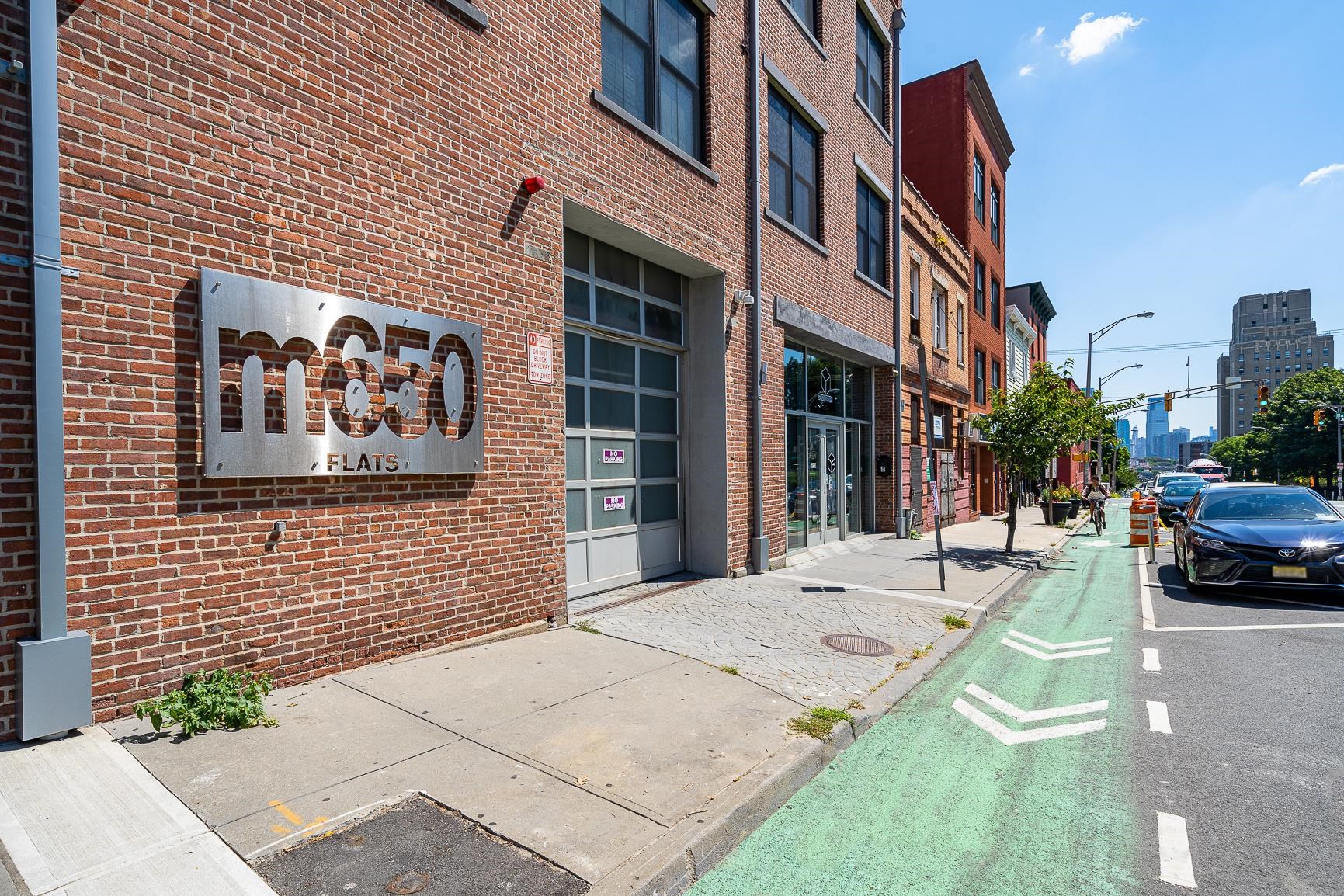 650 Montgomery St #402, Jersey City, New Jersey image 34