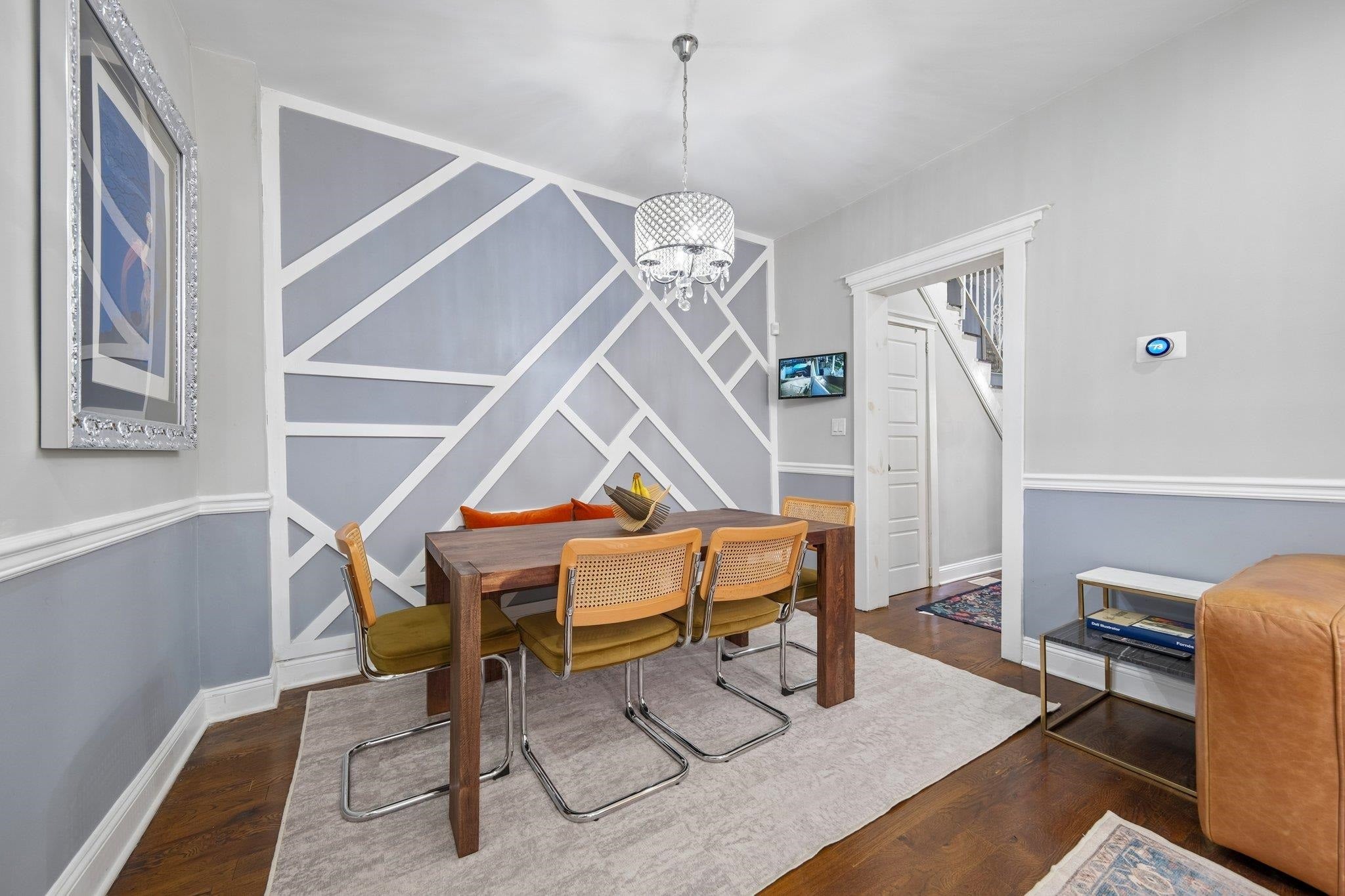 205 JEWETT AVE