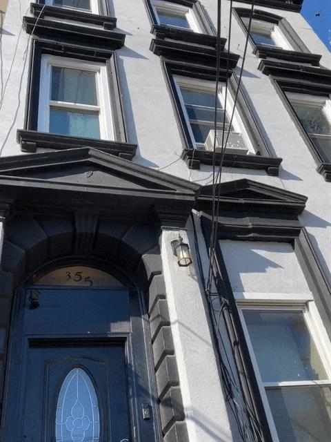 355 COMMUNIPAW AVE
