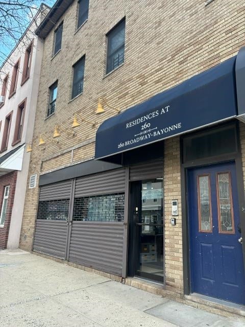 Multifamily For Rent - 260 Broadway #4<br/> Bayonne, NJ 07002