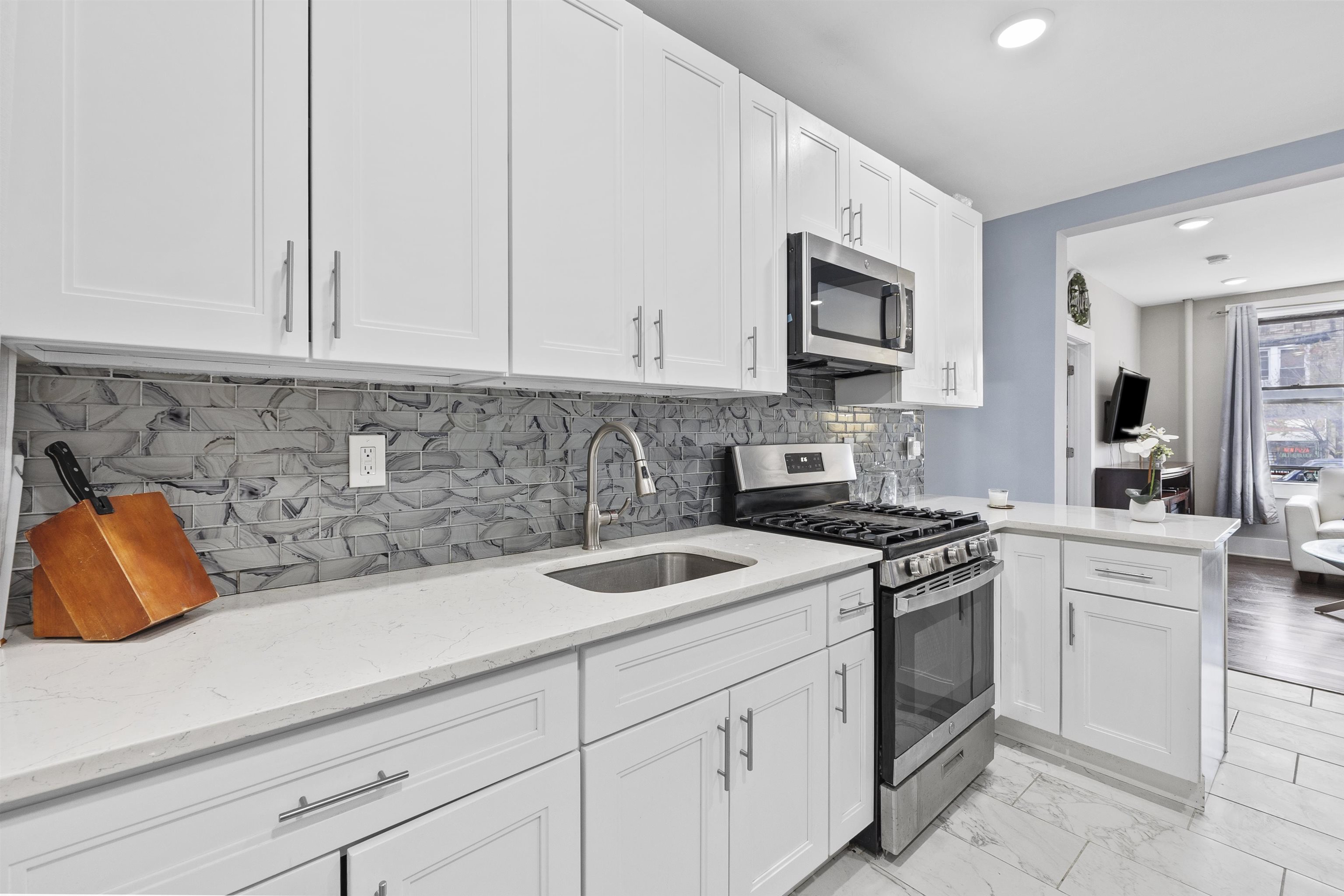 6414 Park Ave #1, West New York, New Jersey image 6