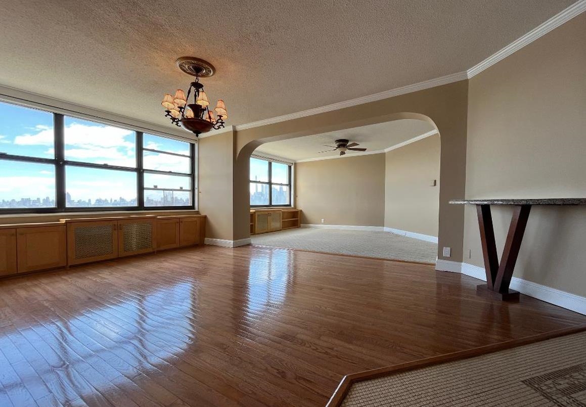 7004 Blvd East #18D, Guttenberg, New Jersey image 12
