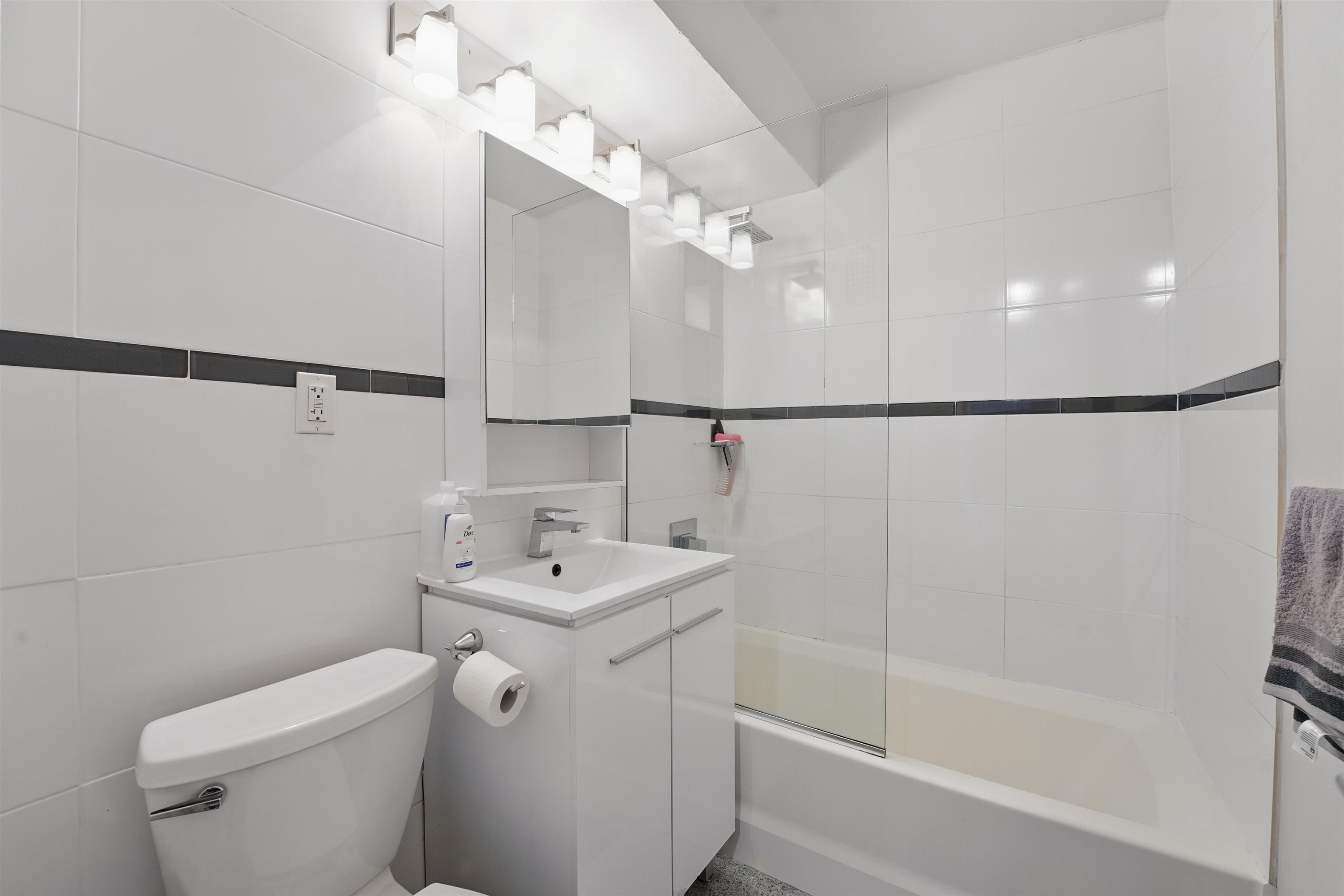 500 Central Ave #207, Union City, New Jersey image 11