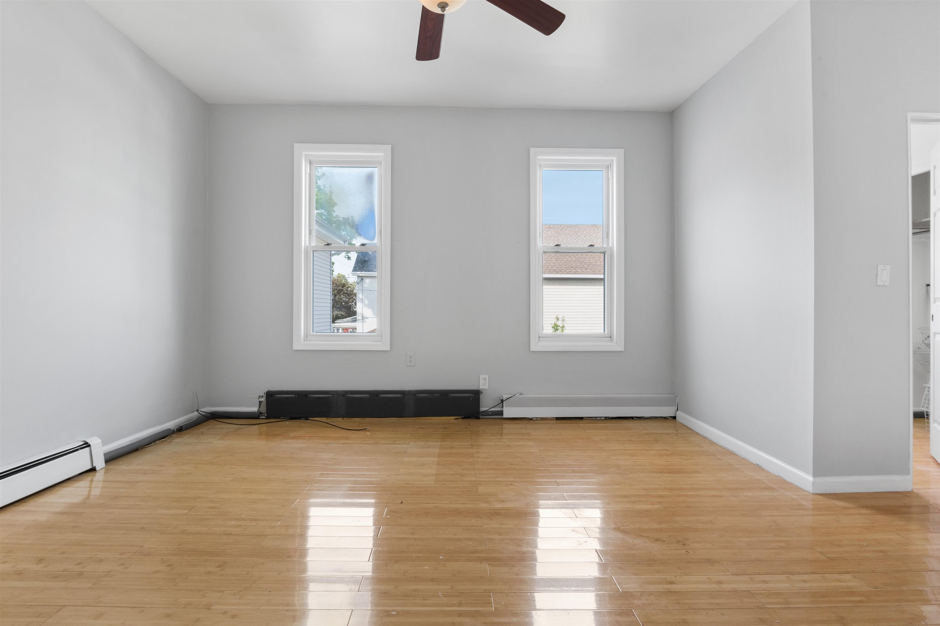 232 Centre Ave, Secaucus, New Jersey image 39