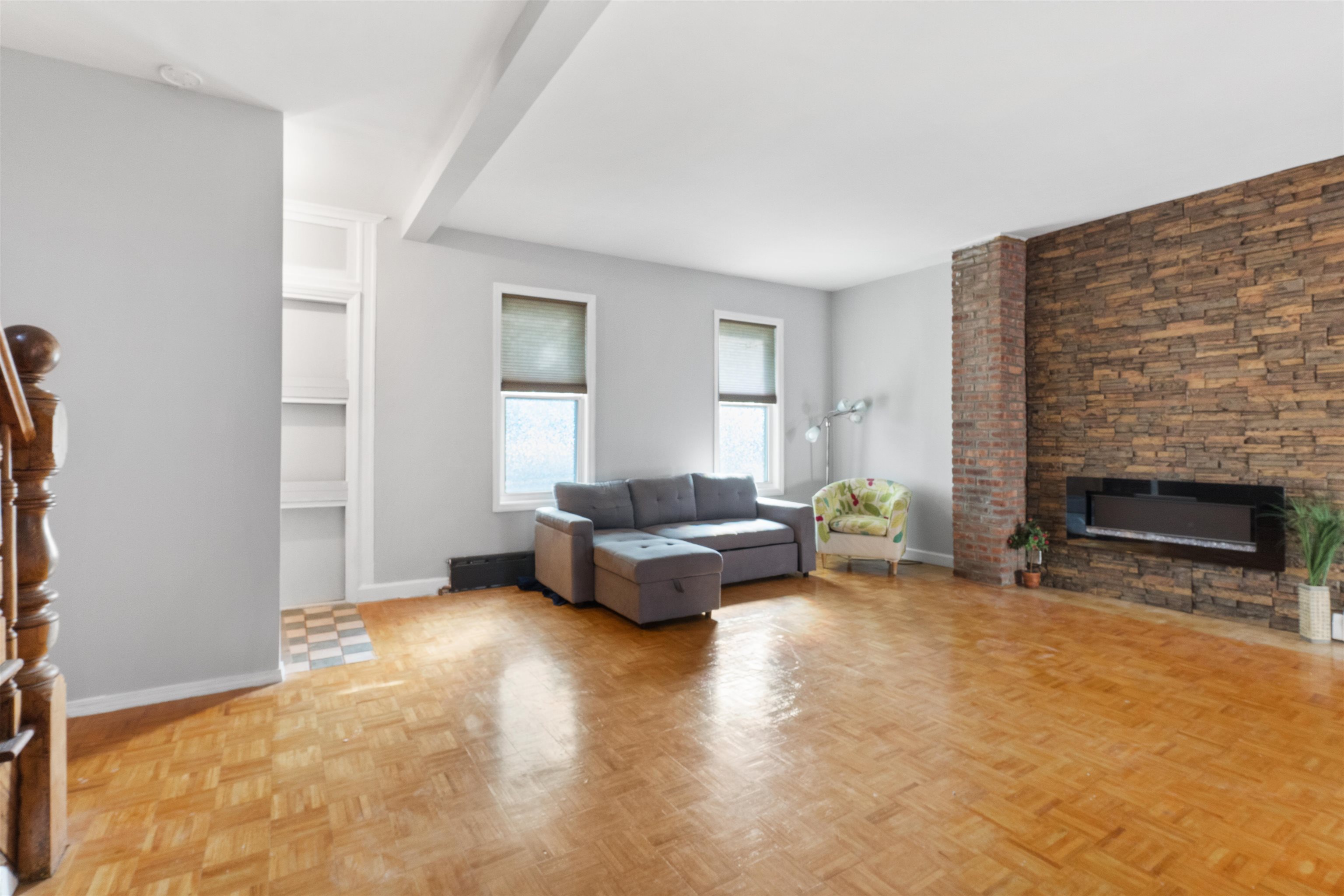 232 Centre Ave, Secaucus, New Jersey image 8