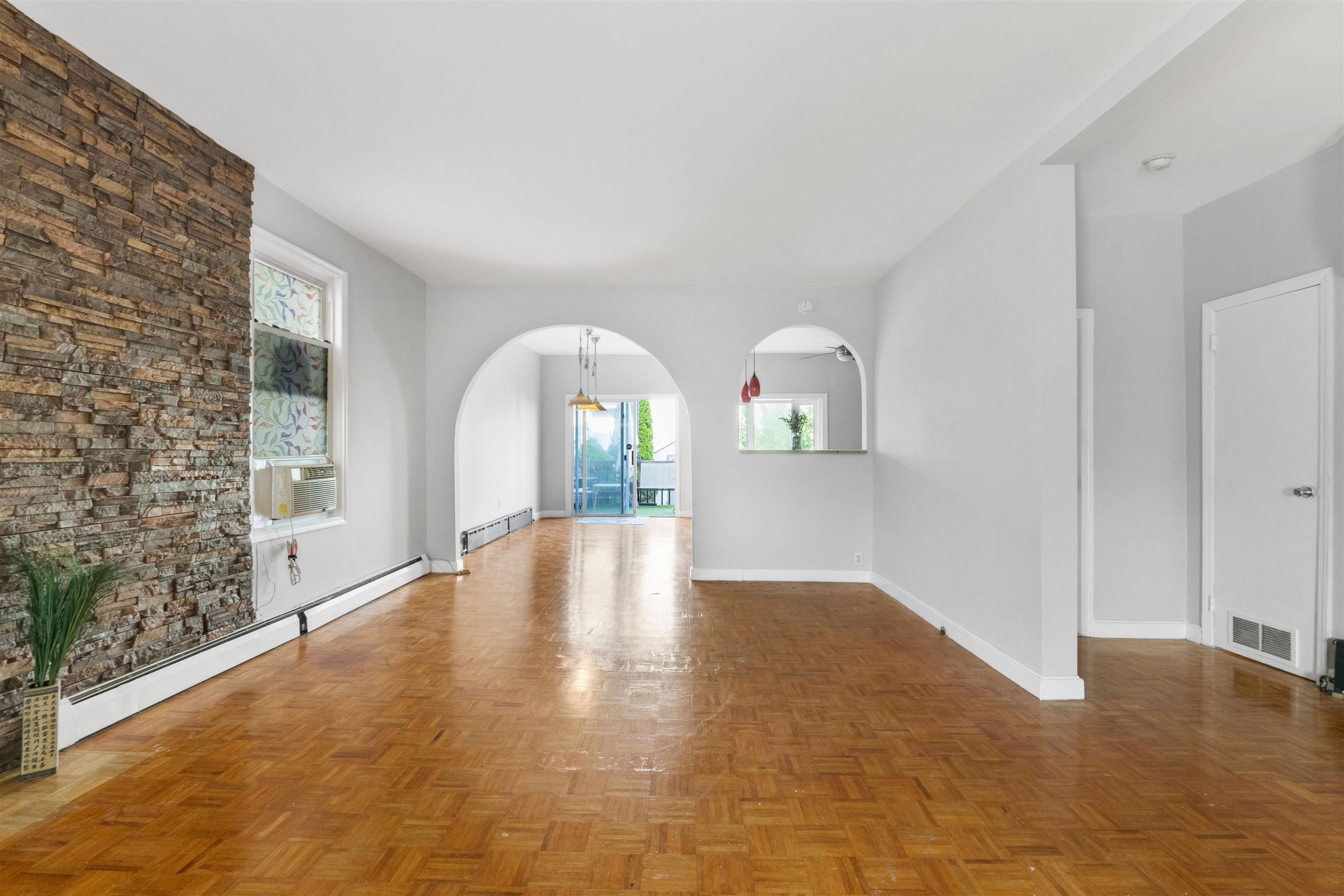 232 Centre Ave, Secaucus, New Jersey image 9