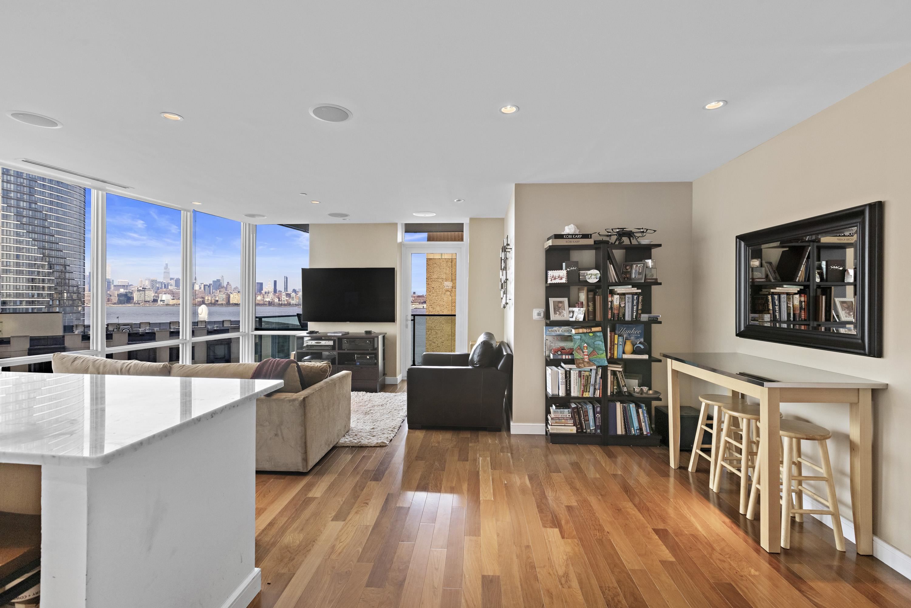 20 Newport Parkway #1108, Jersey City, New Jersey image 4