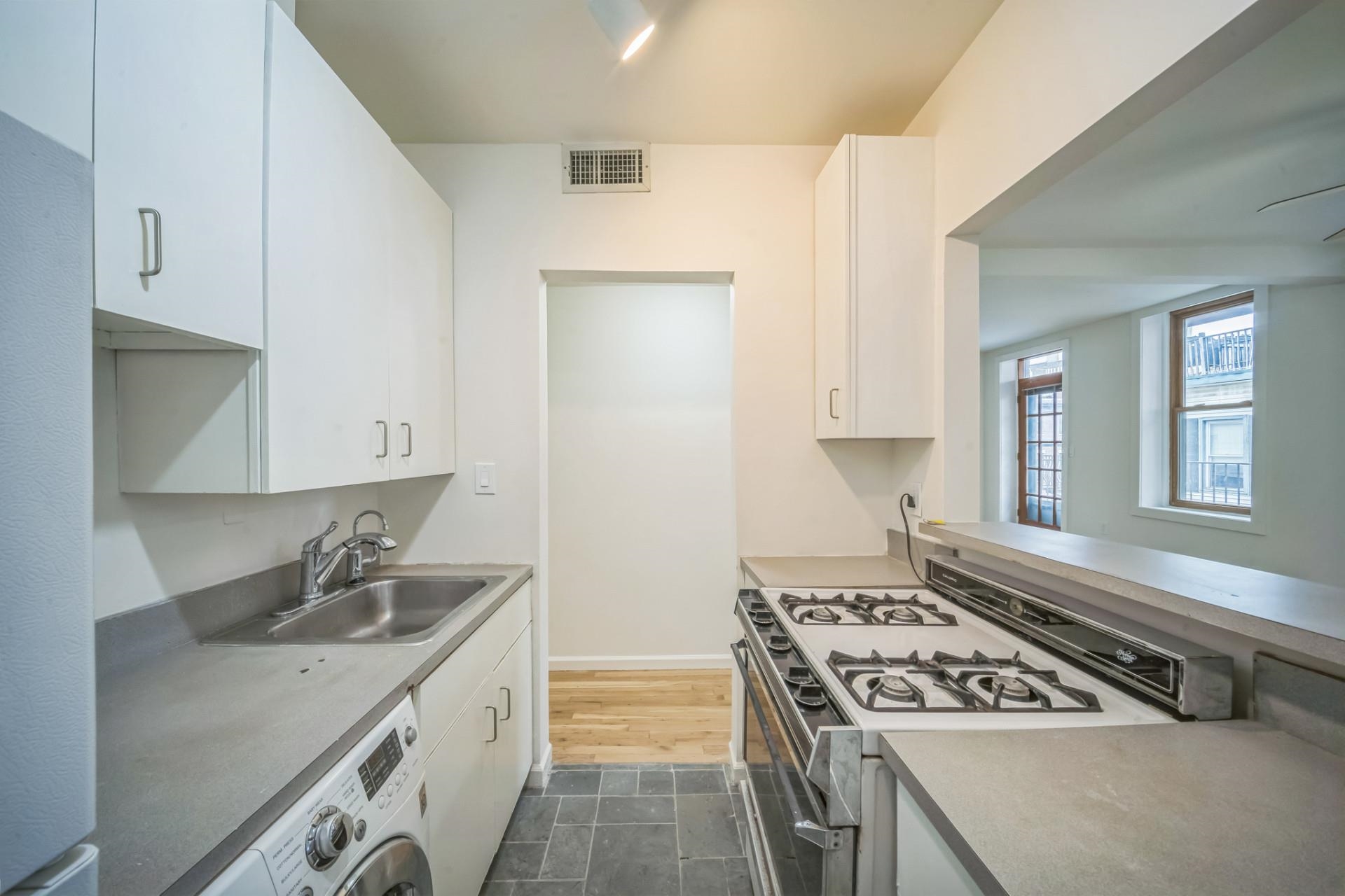 110 Morris St #3F, Jersey City, New Jersey image 2