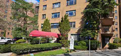 Condo For Rent - 8800 Blvd East #8K<br/> North Bergen, NJ 07047