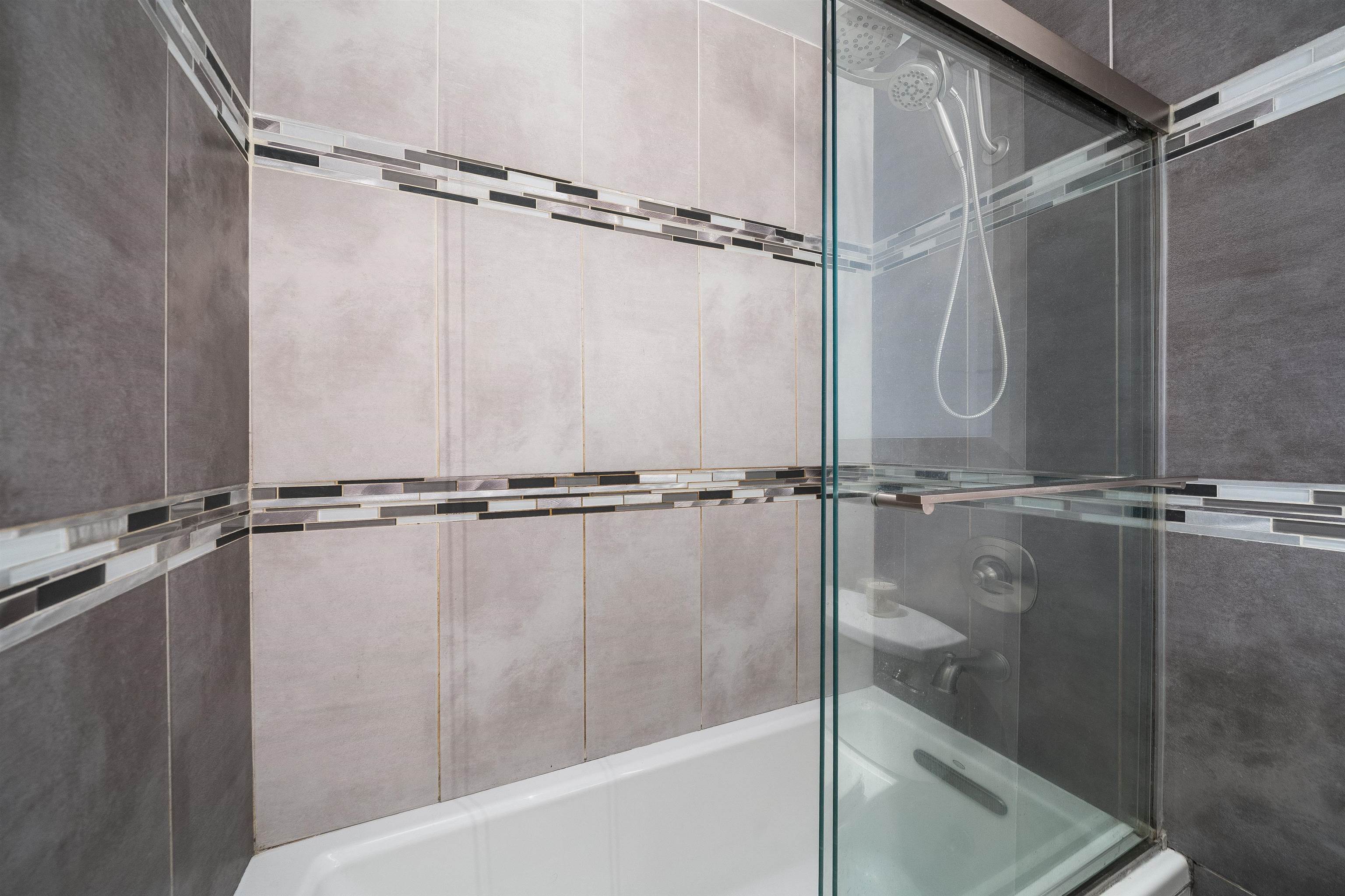 11 Cuneo Pl #3D, Jersey City, New Jersey image 19