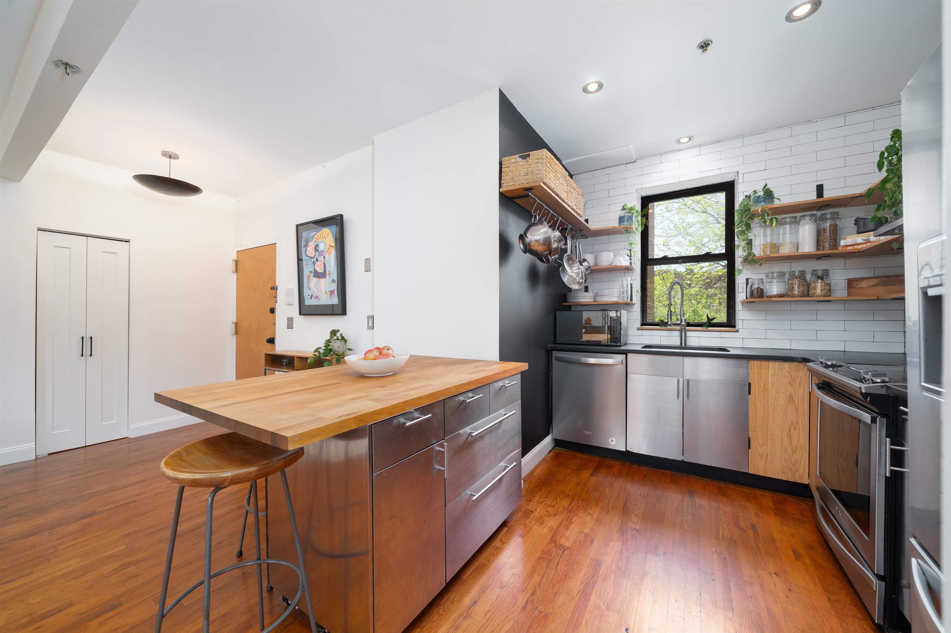 11 Cuneo Pl #3D, Jersey City, New Jersey image 10