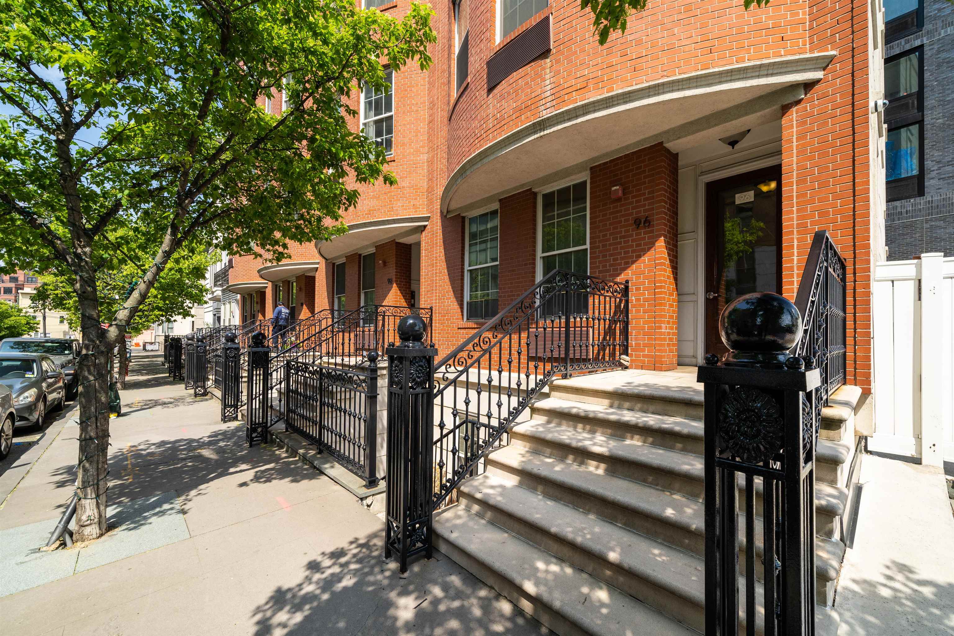 96 Tidewater St #1G, Jersey City, New Jersey image 1