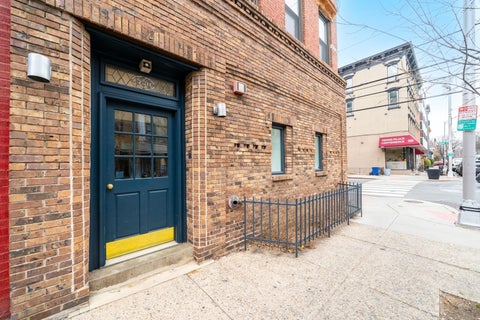 Condo For Sale - 550 1st St #7<br/> Hoboken, NJ 07030